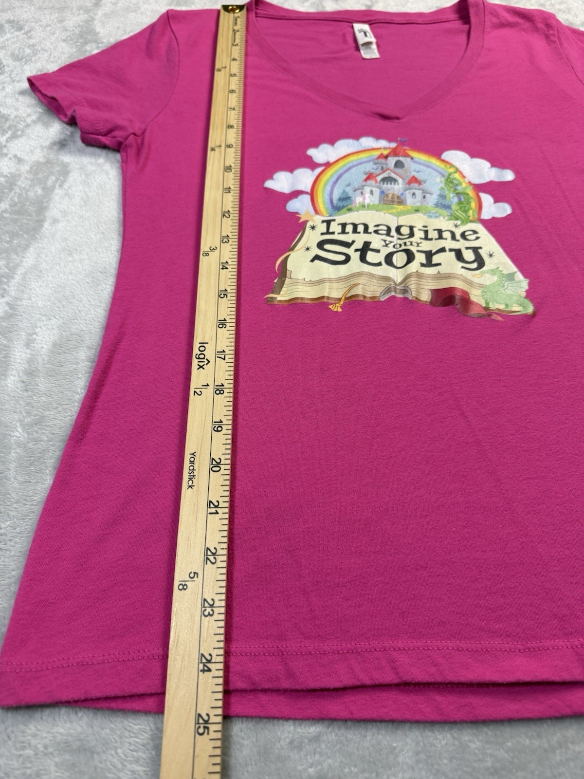 Ideal by Next Level Women’s L Pink Graphic Print V-Neck Short Sleeve Knit Tee