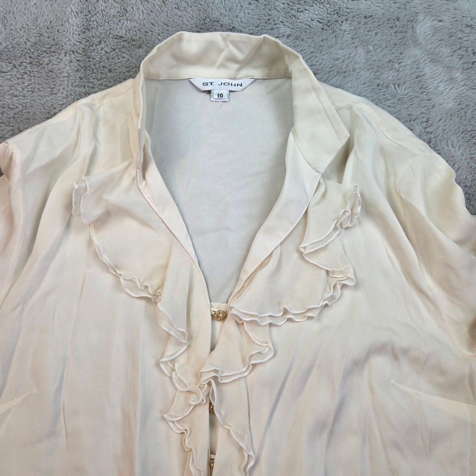 St. John Silk Ruffle Button Front Blouse Womens Sz 10 Gold Crest Buttons Cream