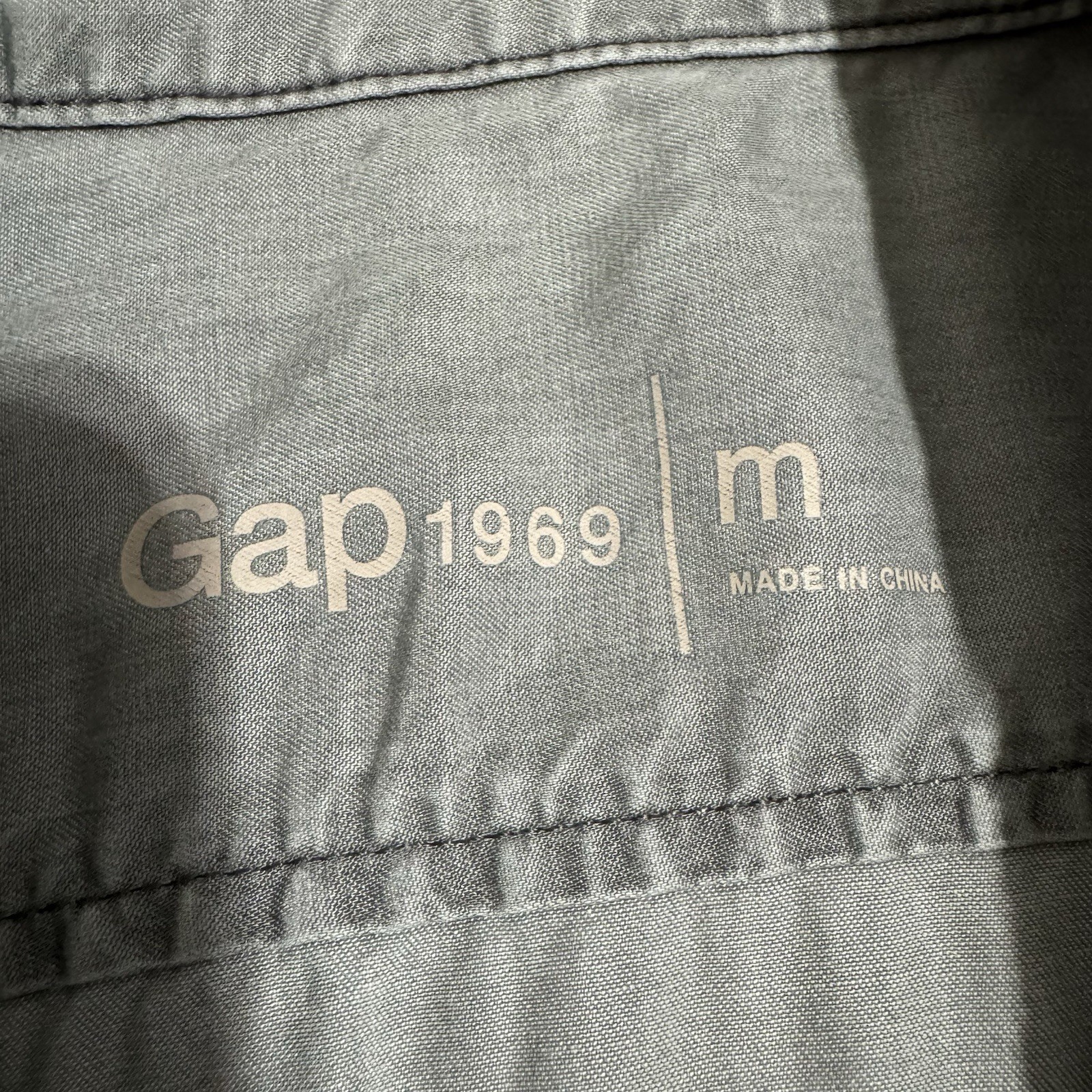 Gap 1969 Womens Grey Lyocell Denim Button Down Tunic Shirt Size M Career