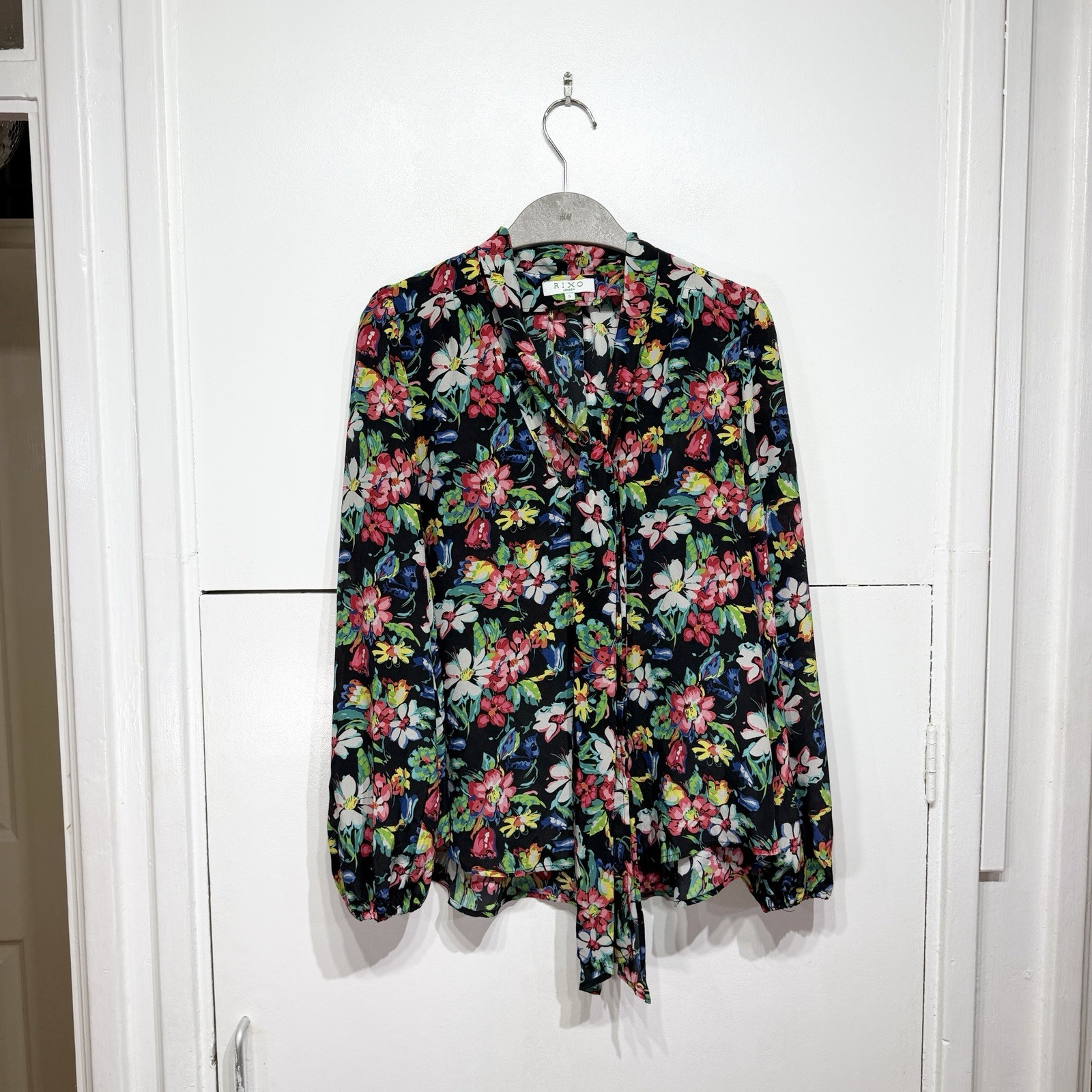 Rixo Blouse Top 100% Silk Black Multicolour Floral Neck Tie V Neck Size Small