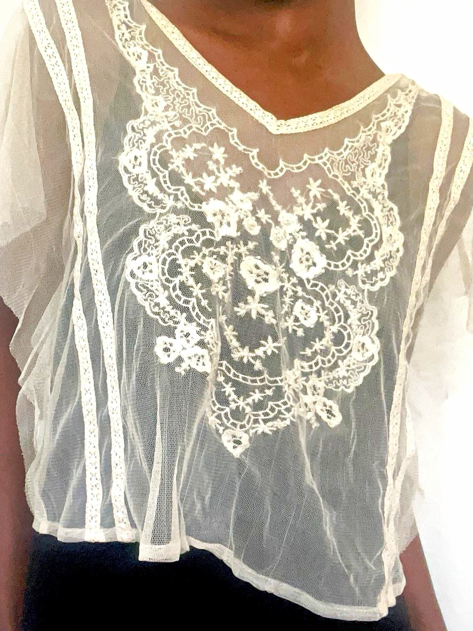 Umgee Women White Ivory Sheer Mesh Lace Blouse Embroidered V-Neck Short Sleeve S