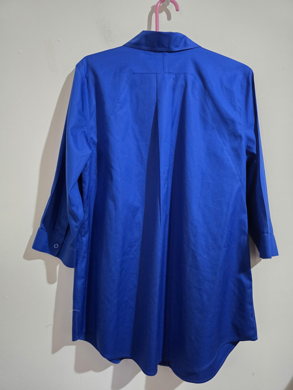 ​NWT Chico’s Women’s Size 2 (XL / 12-14) Enamel Blue No-Iron Shirt​Description