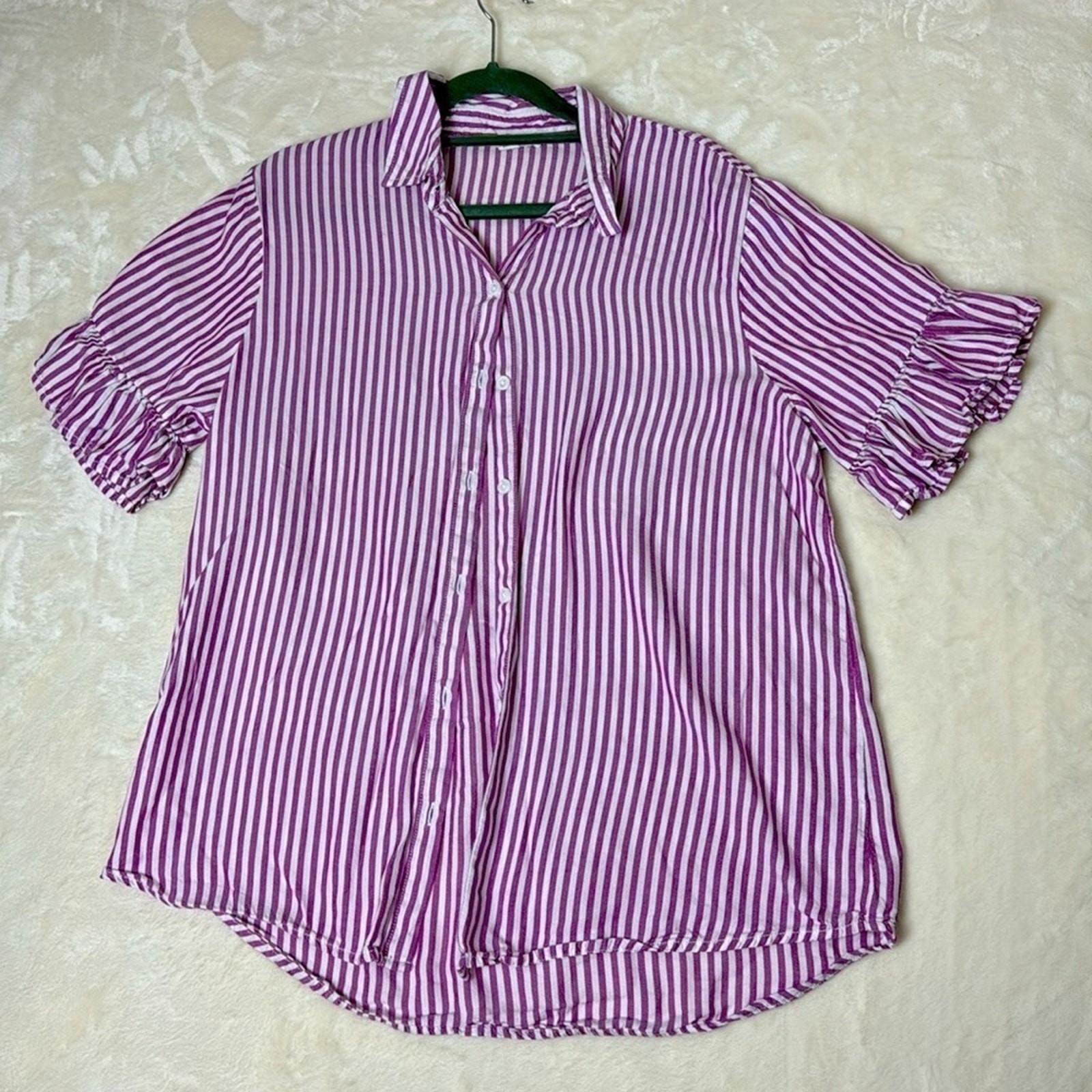 Beach Lunch Lounge Shirt Medium Women’s Ruffle Beach casual top vacation