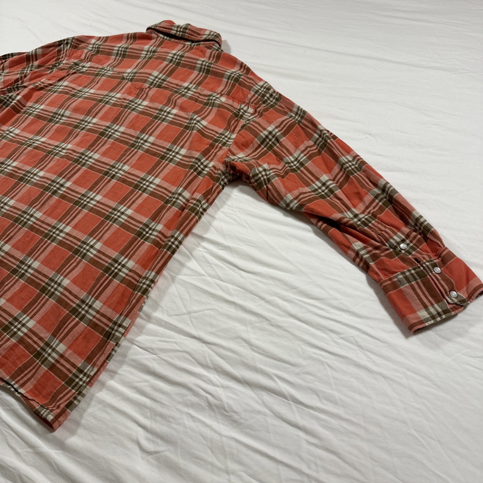 Levi Pearl Snap Shirt Womens Large Pink Plaid Flannel Western Cowboy Outdoor USA