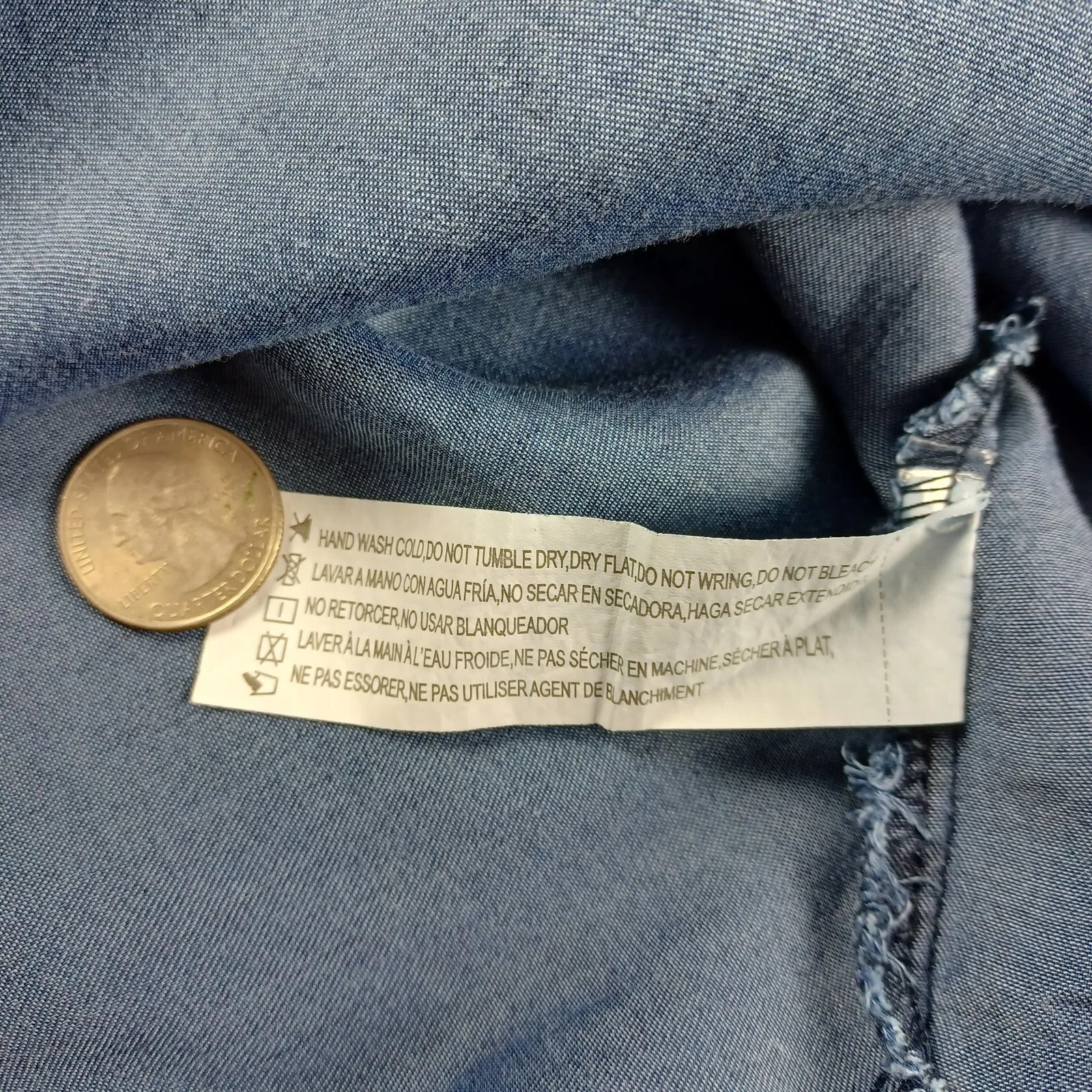 Thread & Supply Size Small Chambray Spaghetti Strap Top 100% Lyocell Blue Flowy