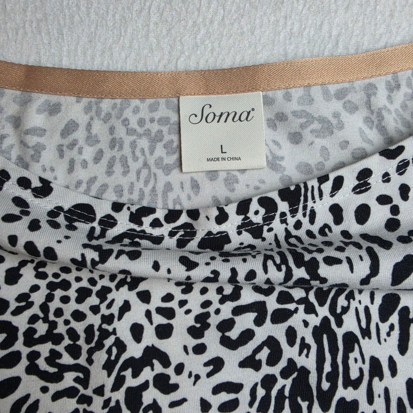 Soma NWOT Leopard Print Long Sleeve Boat Neck Cotton Blend Top Black White Large