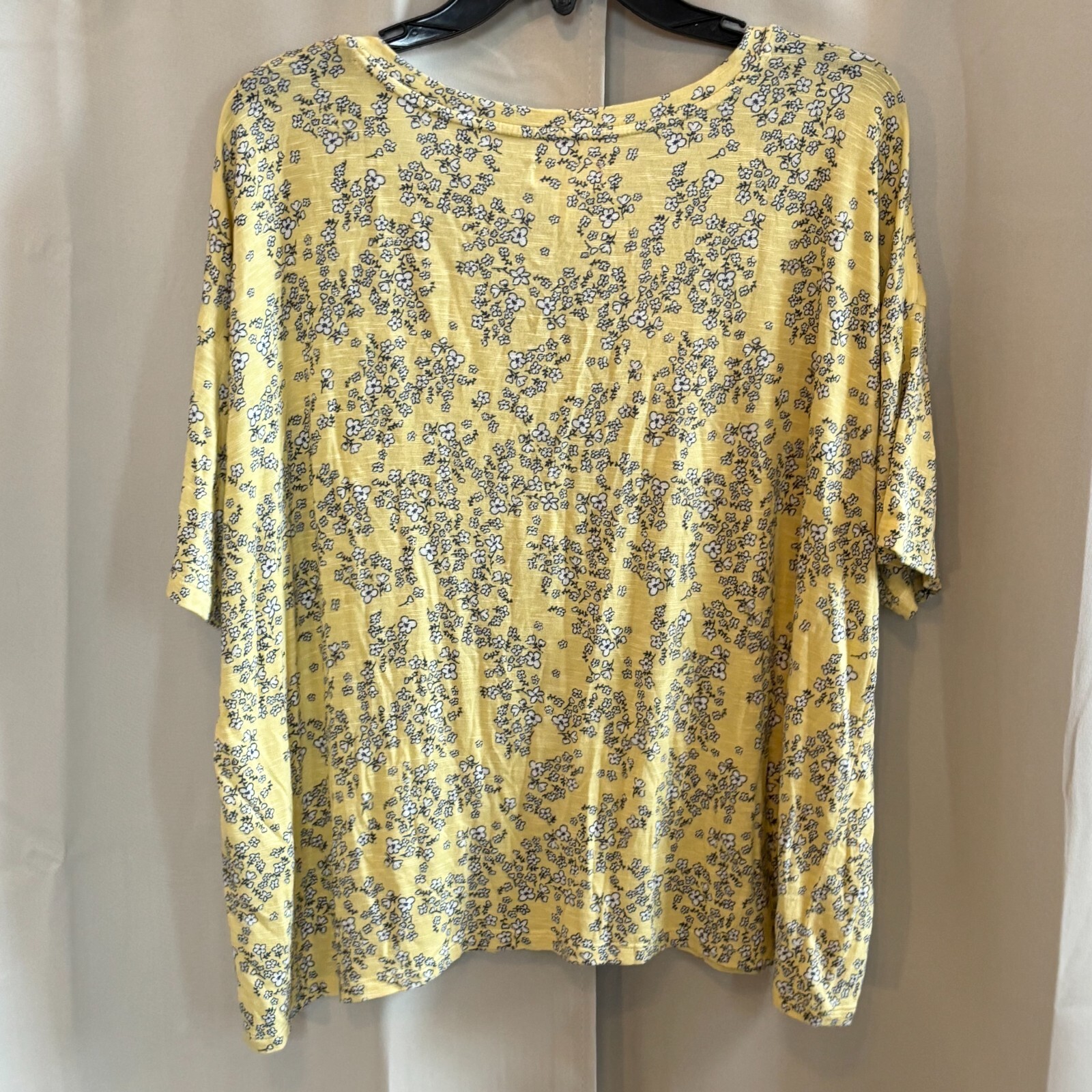 Style Co Womens Top Size 2XL Yellow Floral Boho Cottagecore Beach VNeck 18156x
