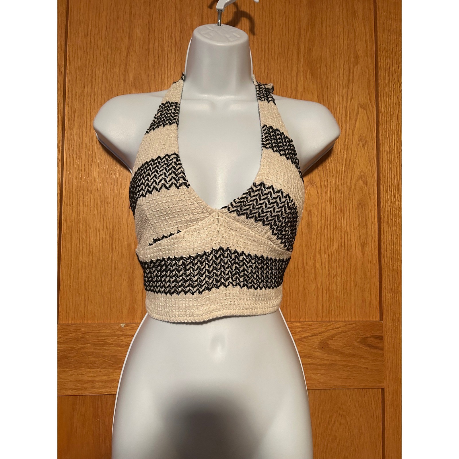 Boho Chic Black Cream Striped Crochet Knit Halter Crop Top Size L Festival Retro