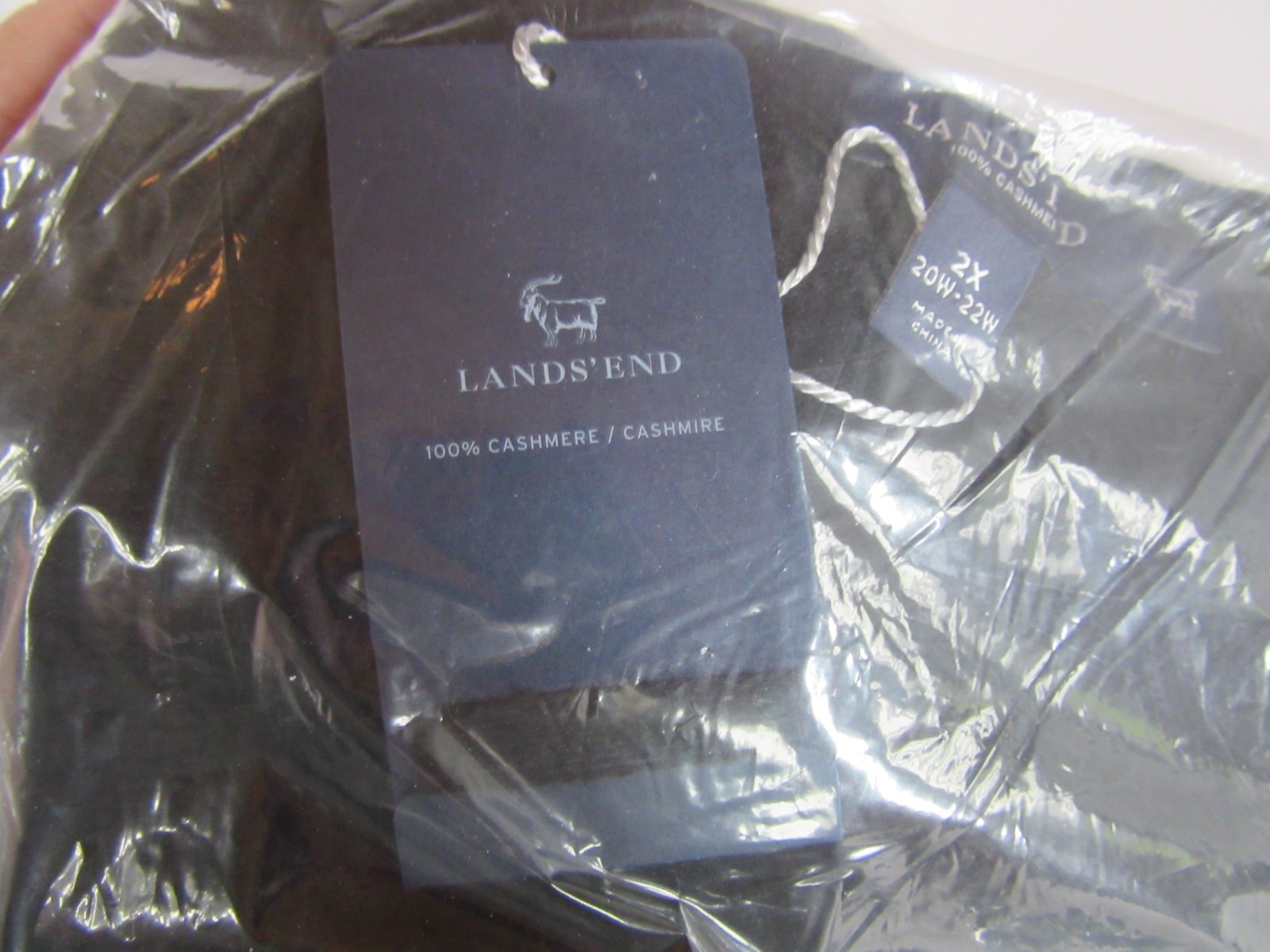 Lands’ End 100% Cashmere Classic Long Sleeve V-Neck Cardigan Black Size 2-X NEW!