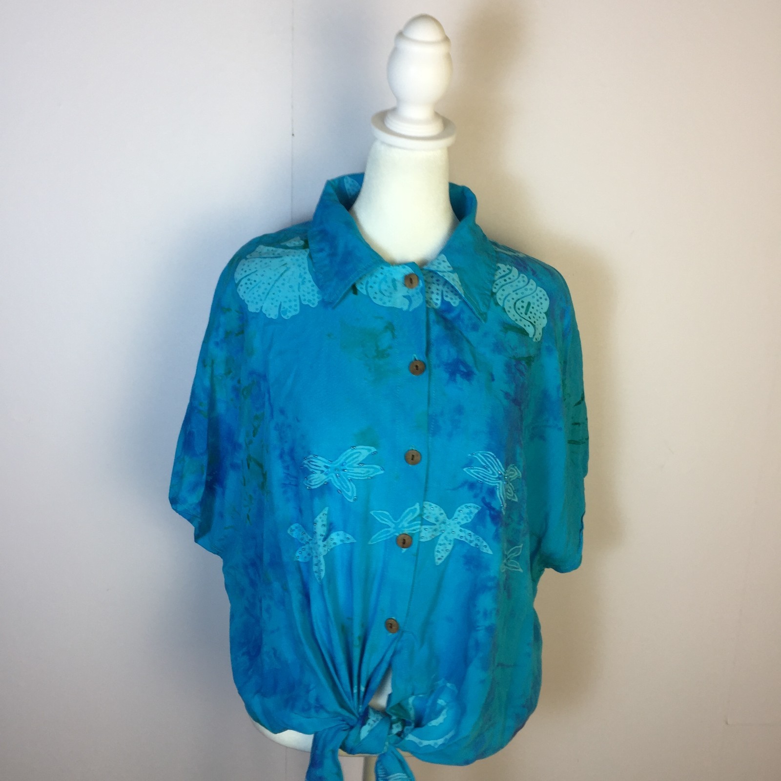 Bodacious Resortwear Hawaiian Shirt 1X Womans Plus Blue Beach Vacation Tie Front