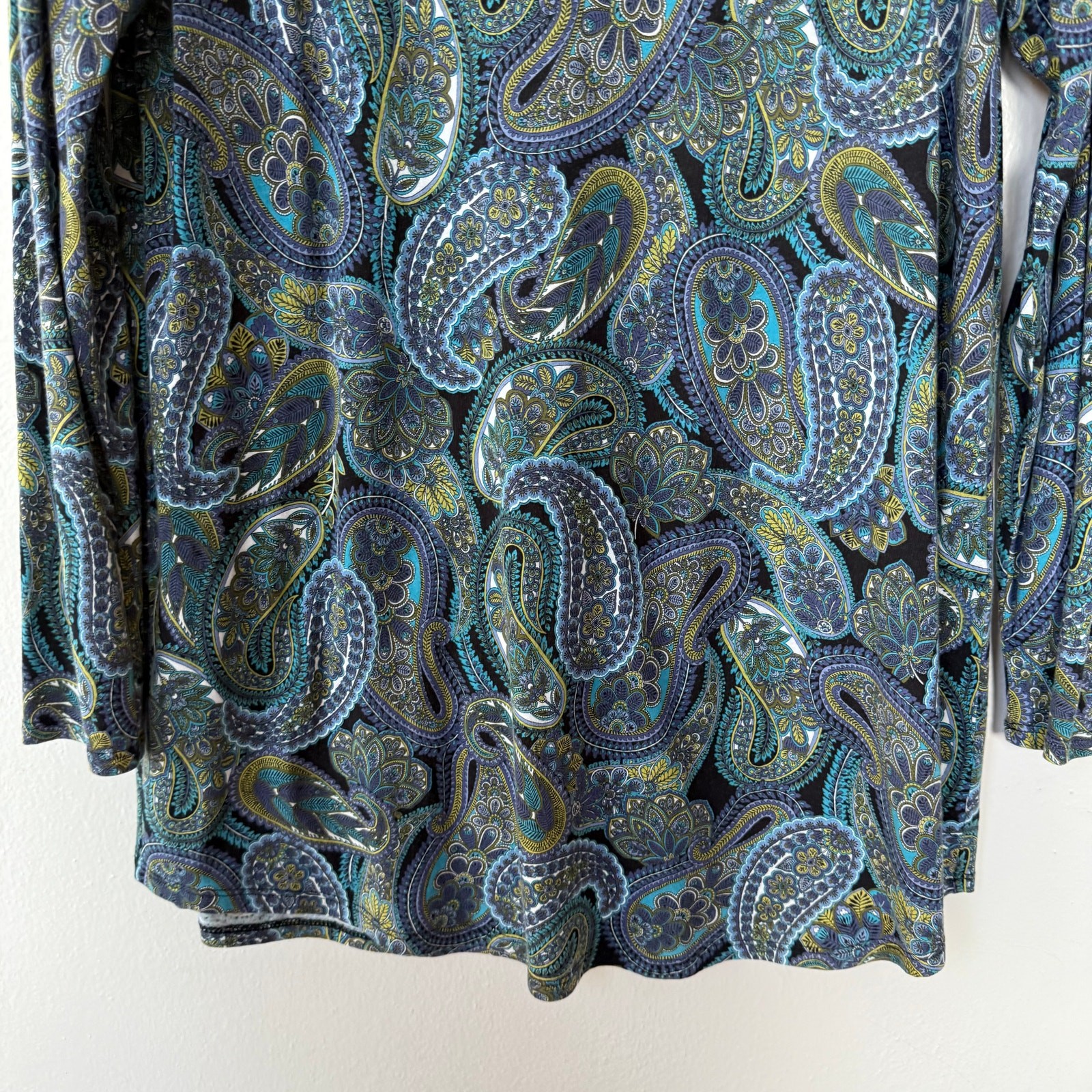 J. Jill paisley print tunic top in a cotton blend knit fabric size L.