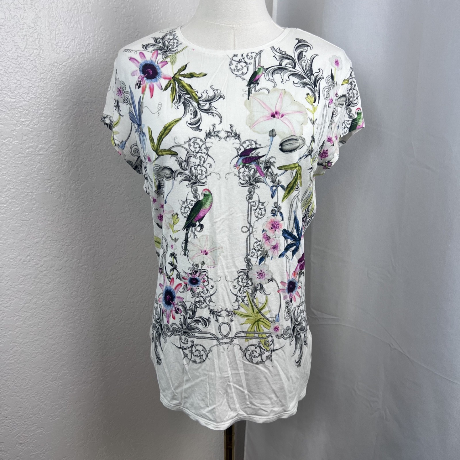 Ted Baker Top Womens 3 Passion Flower Hazelto Whimsical Garden Romantic Summer
