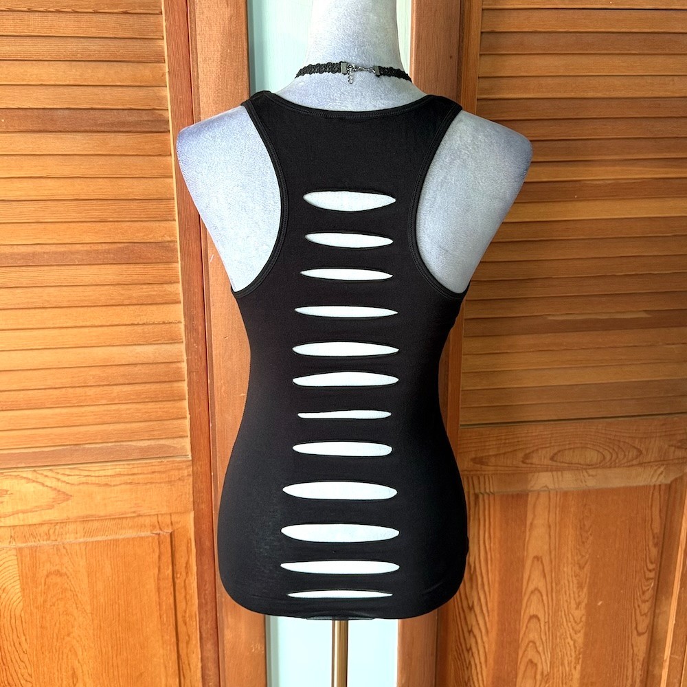 Demi Loon Punk Goth Emo Grunge “Gothique” Slashed Cutout Festival Tank L