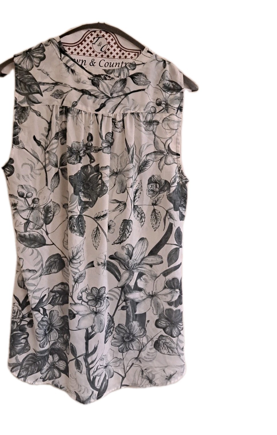 Katherine Barclay Blouse Women’s XL Pleated sleeveless white black gray Floral