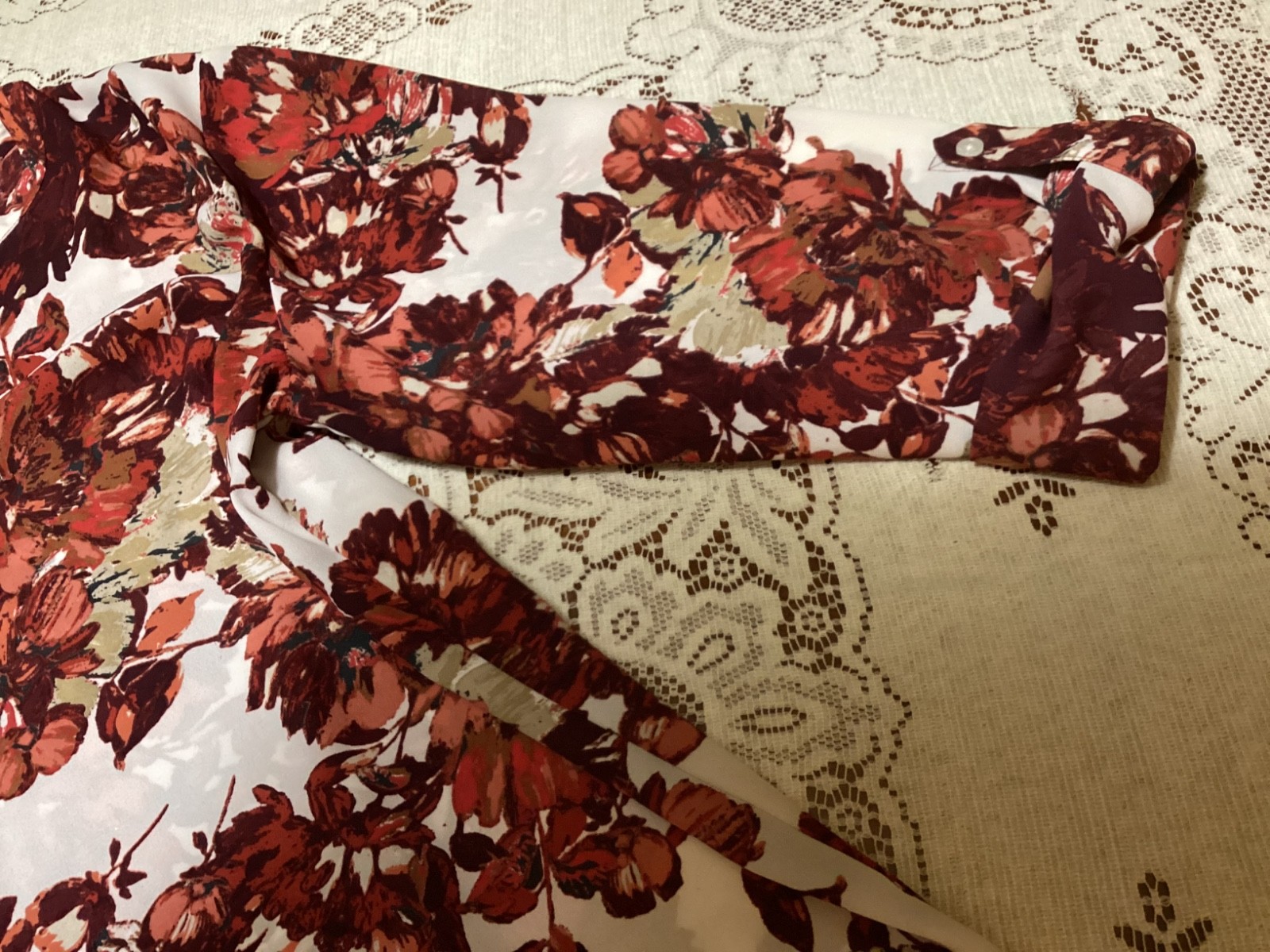 FALL Van Heusen L/XL Tunic Top Floral Leaves Burgandy Orange Brown Adjust Tabs