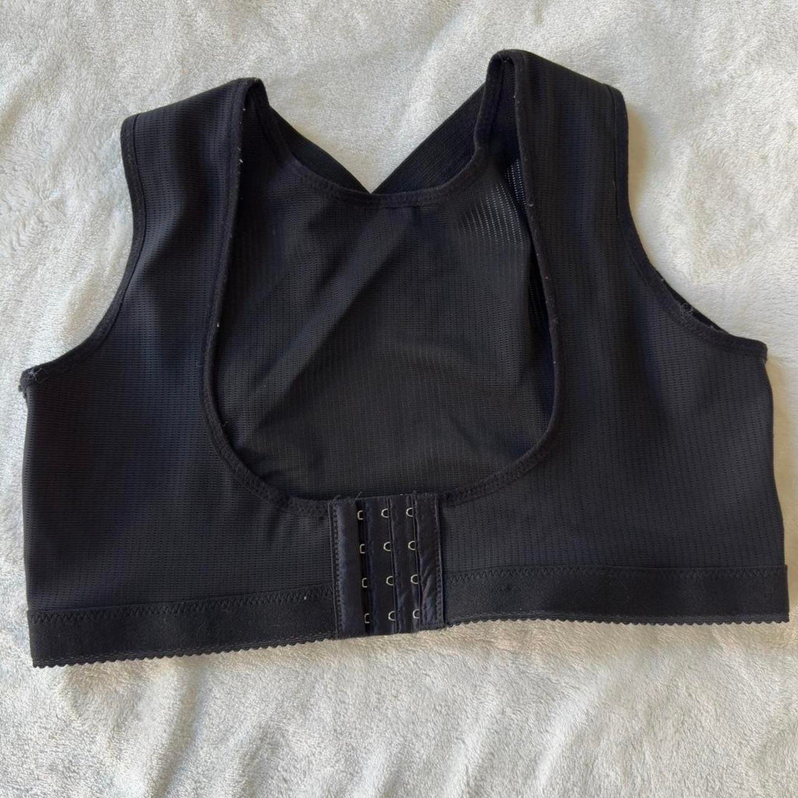 Adjustable posture support brace in