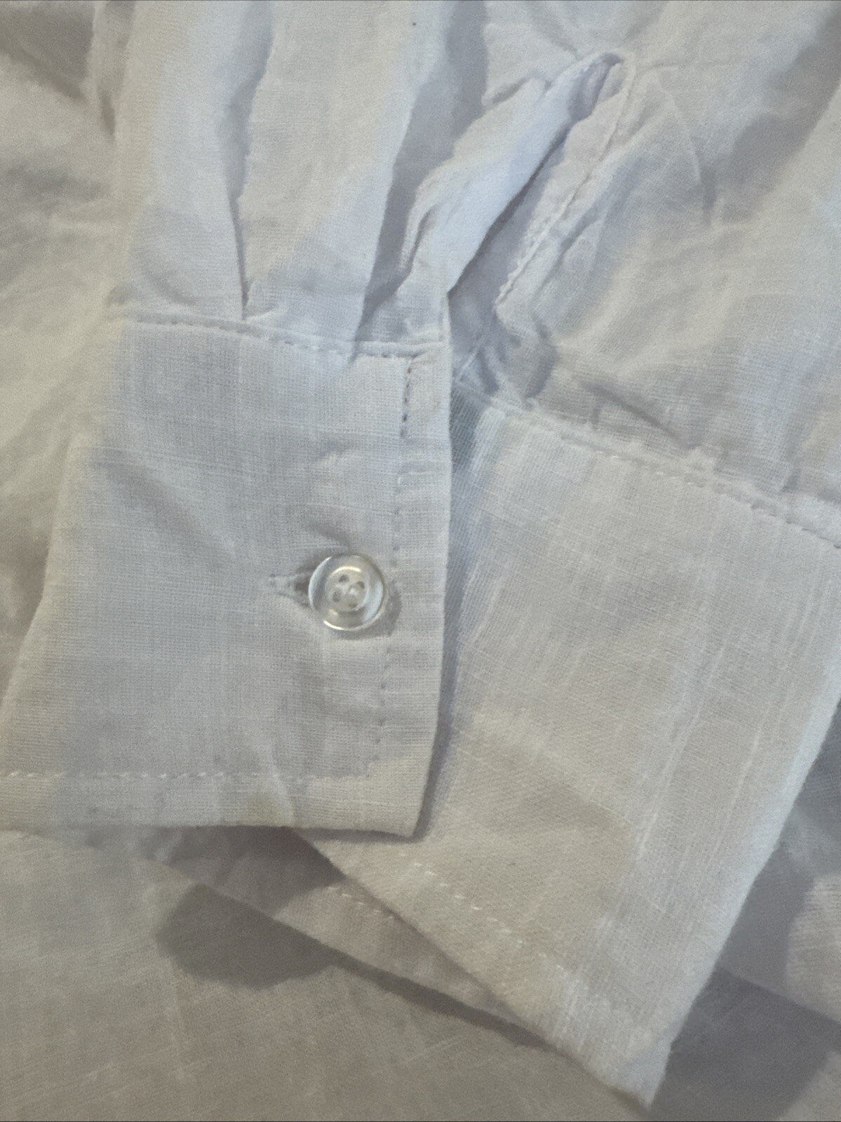 Woman’s Westbound XL White Cotton With Navy Embroidery Shell Button Up Shirt