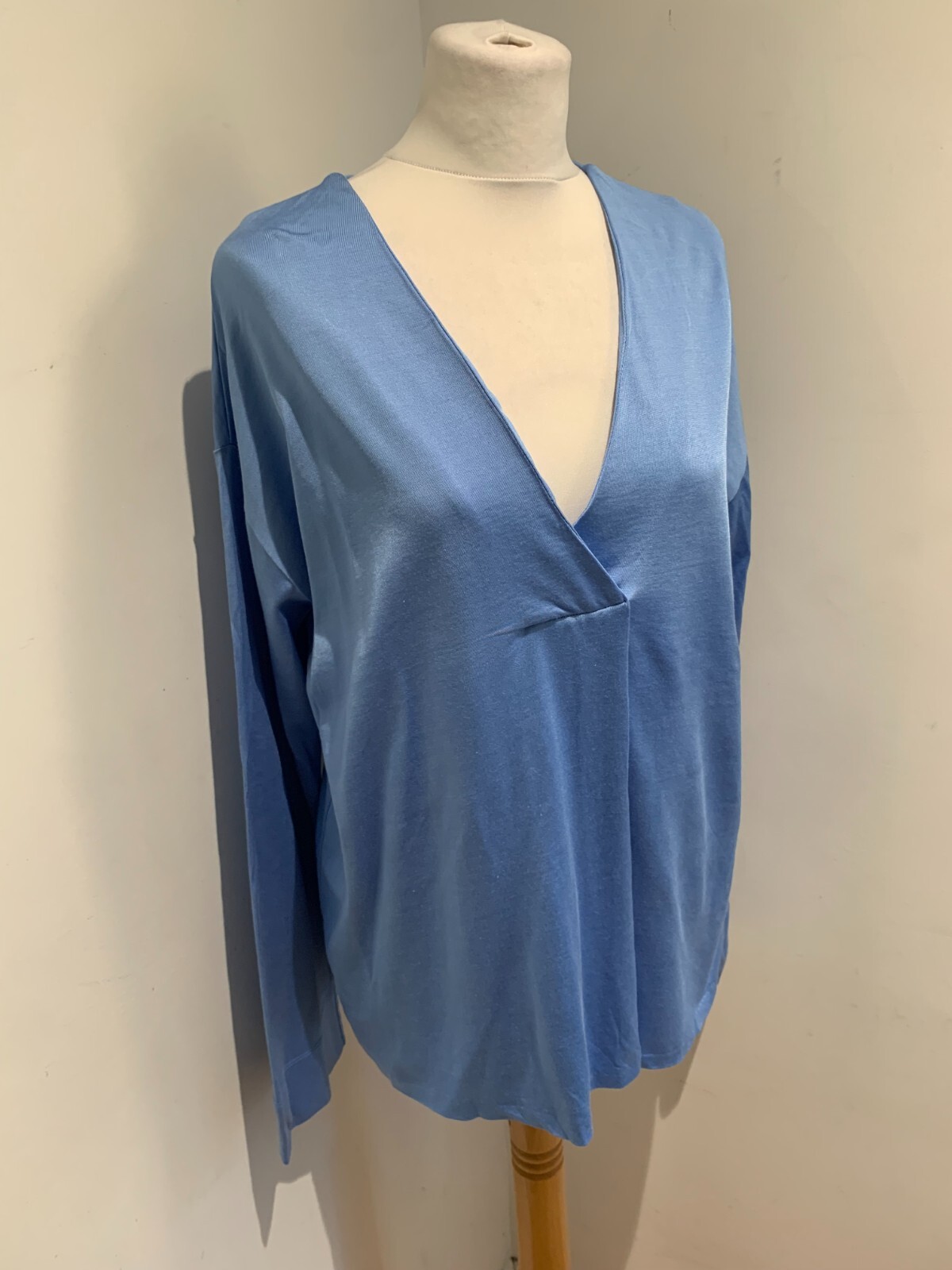 Jigsaw wrap blouse top M BNWT Slinky Stitch Placket Blouse blue jersey