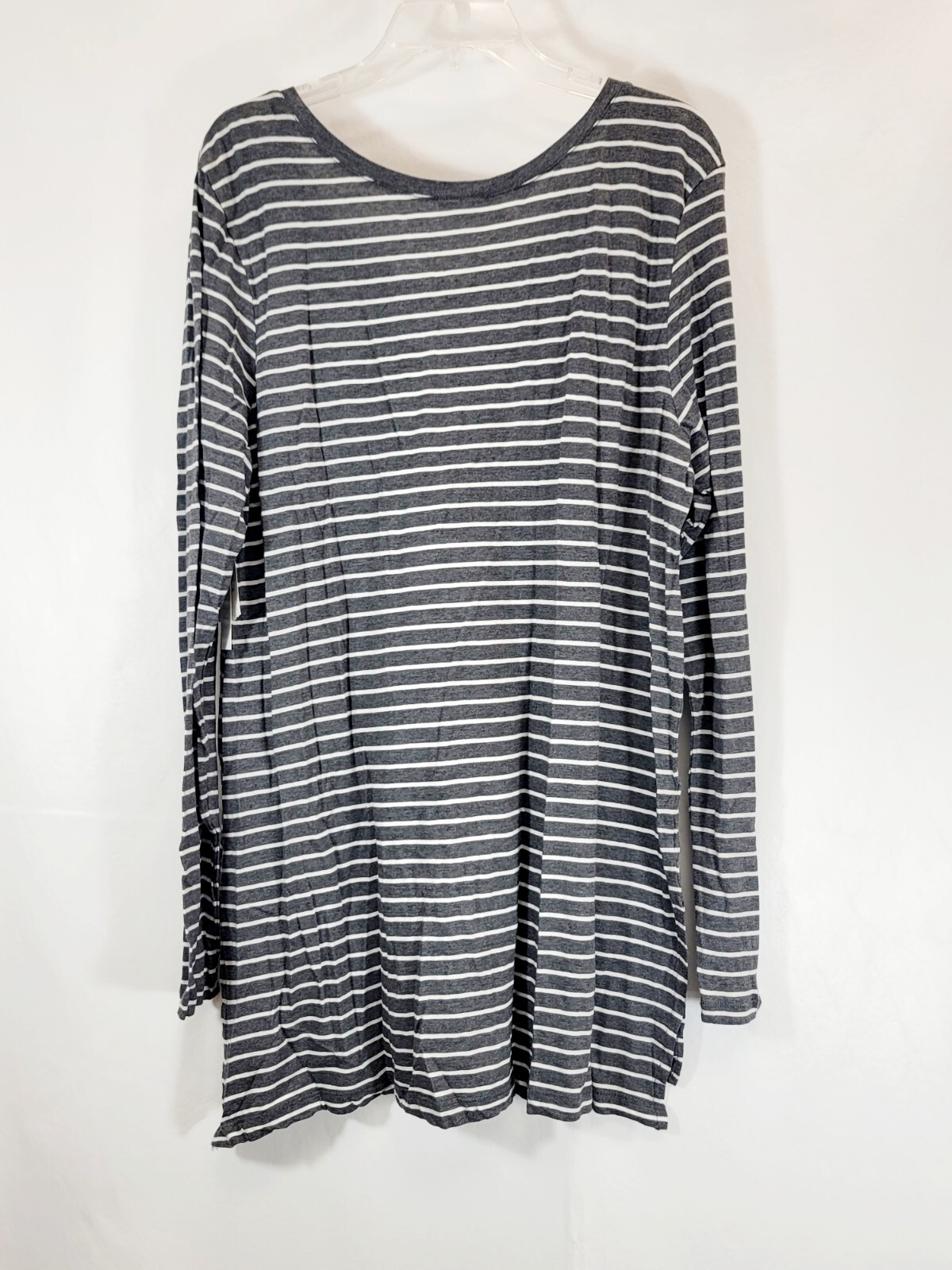 Women Nordstroms Rack Abound Tunic Top Gray White Stripes Long Sleeve Scoop Neck