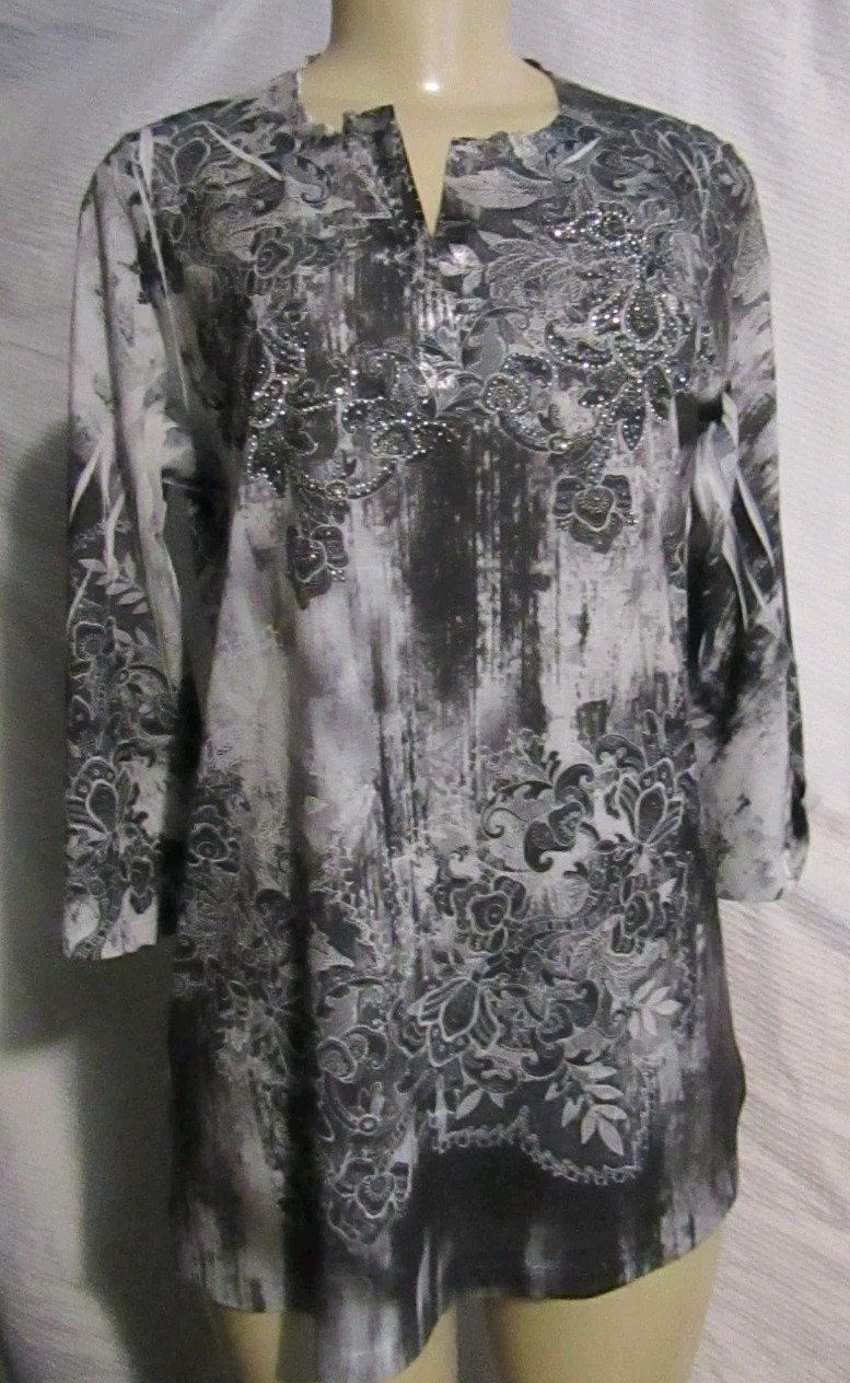 Lot of 3 Chico’s blouses Tops Chicos size 1 Medium Semi Sheer, Silk Leopard
