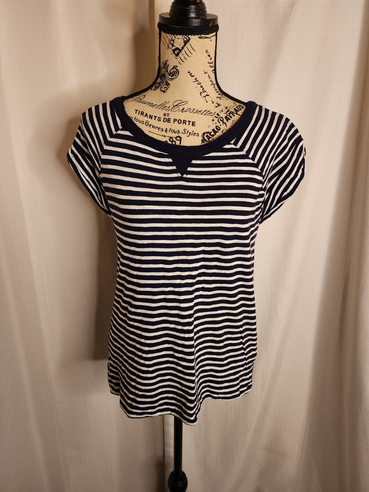 GAP Navy Blue And White Striped Shirt Women’s Size XS
