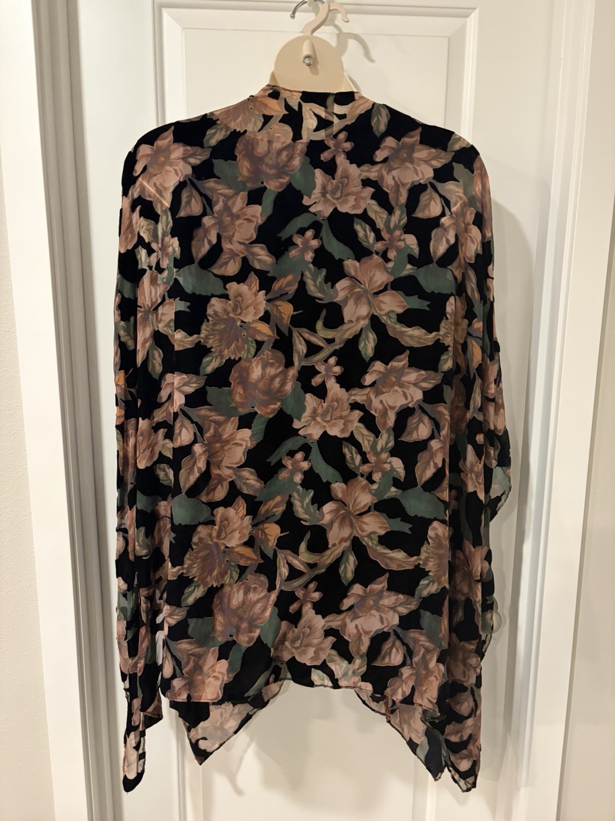 TORRID Burnout Velvet Black Floral Kimono~OS~ L-3XL~ Dark Fairy Boho Whimsigoth