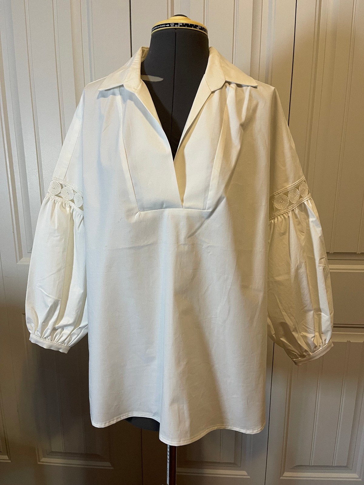 Romanian Tunic from Bran Castle Sz M by Liliana Turoiu