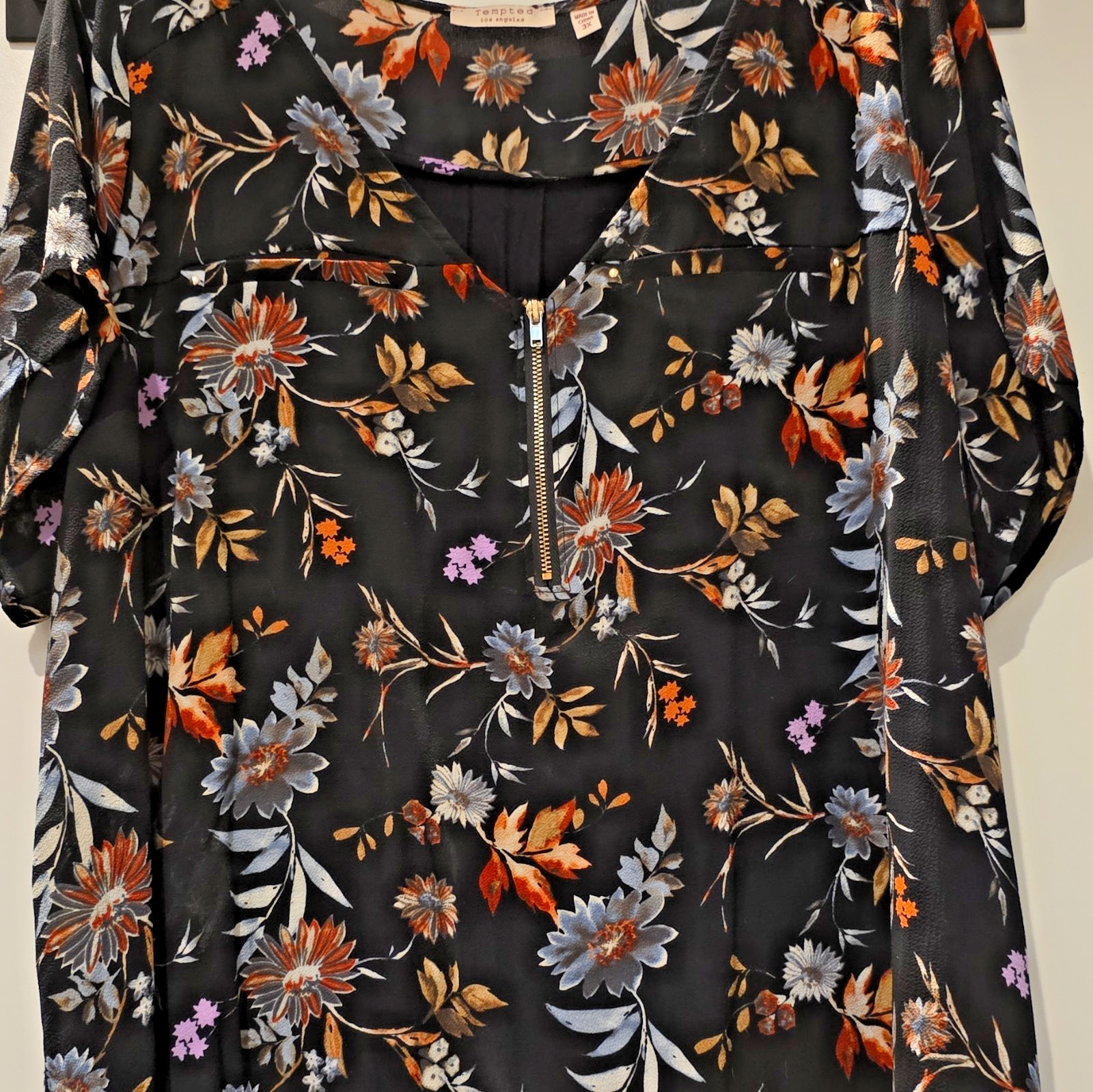 Black Multicolor Floral V-Neck Zip Front Blouse, Women’s Plus 3X