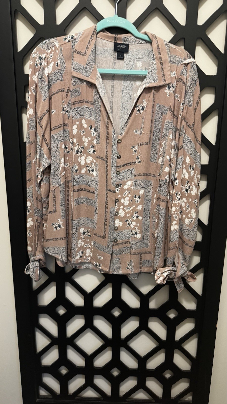 DAYTRIP FROM BUCKLE Long Sleeve Patchwork Floral Blouse Size Medium