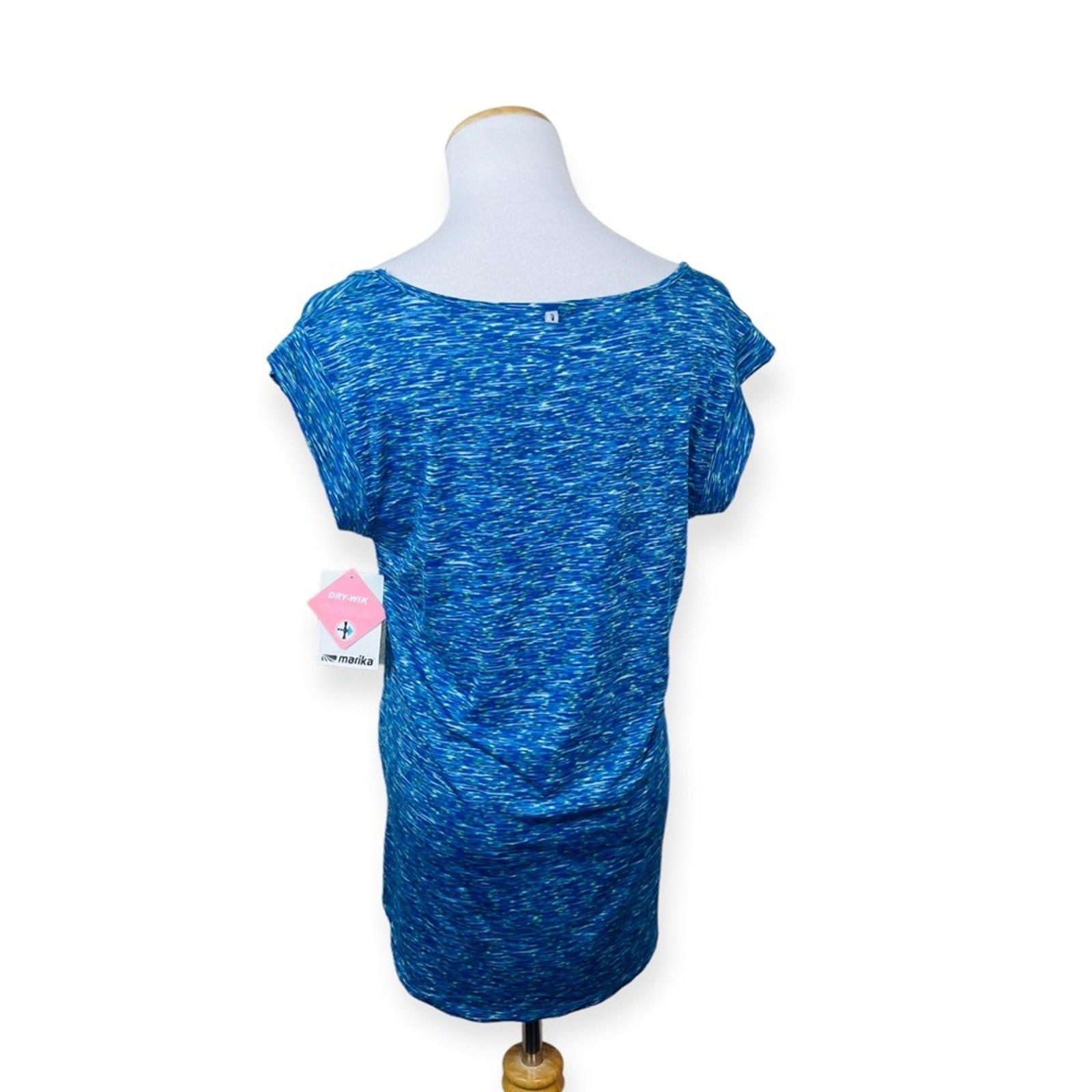 MARIKA Women’s Blue Short Sleeve Activewear Shirt MEDIUM NWT Scoop Neck Tunic