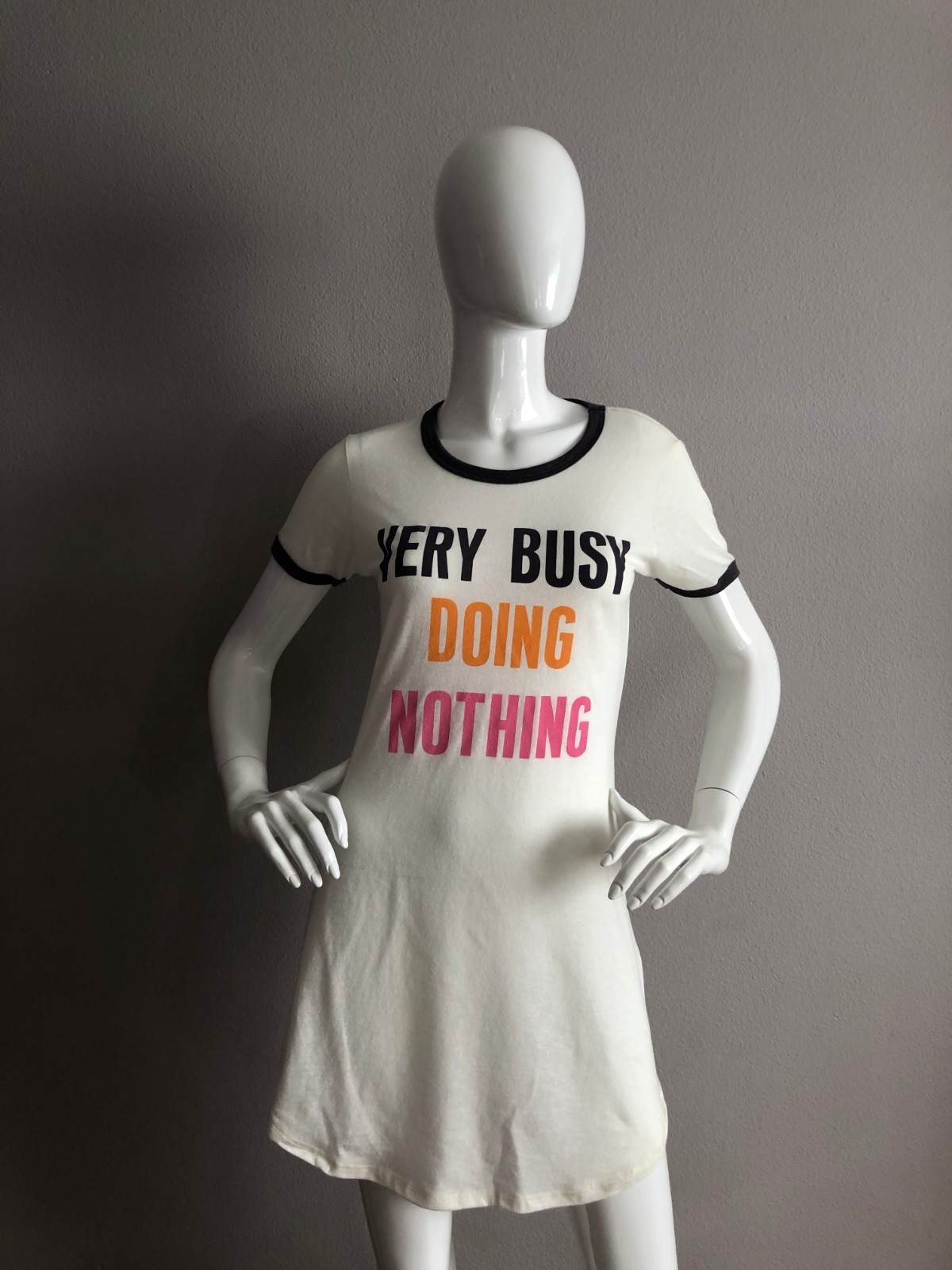Junk Food Womens Graphic “Very Busy Doing Nothing” T-Shirt / Dress Size S
