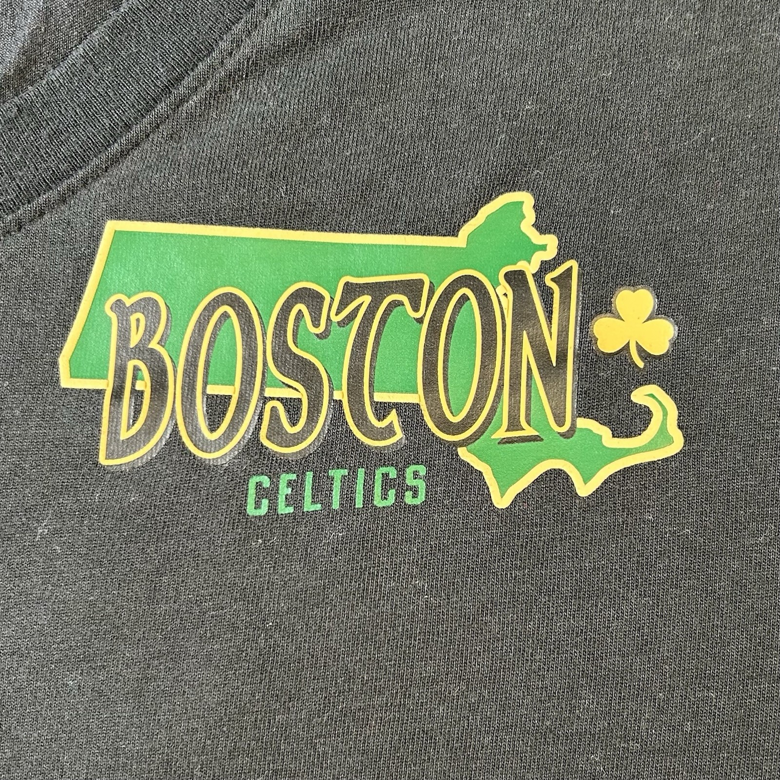 Boston Celtics Tshirt SzL Black Vneck Beantown Nike DriFit NBA Streetwear