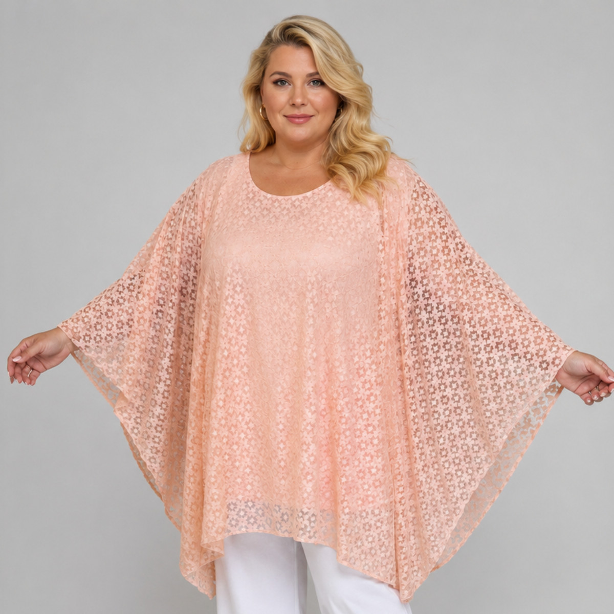 ROCKTHOSECURVES WOMENS Oversized Lace Round Neck Kaftan Blouse