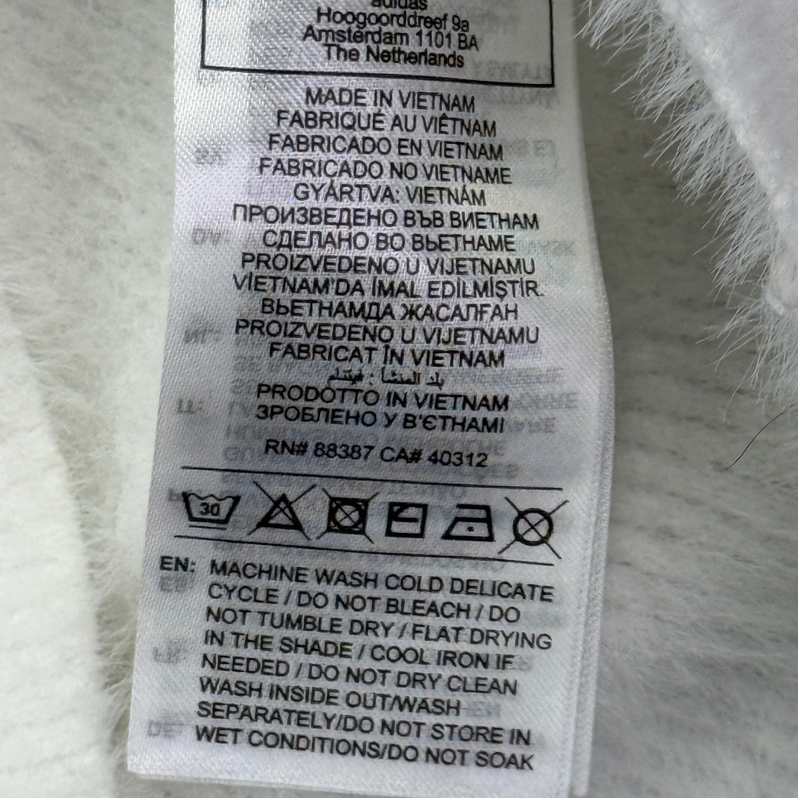Adidas Polo Shirt Women Medium White Fuzzy Knit 3-Stripe Trefoil KE1301