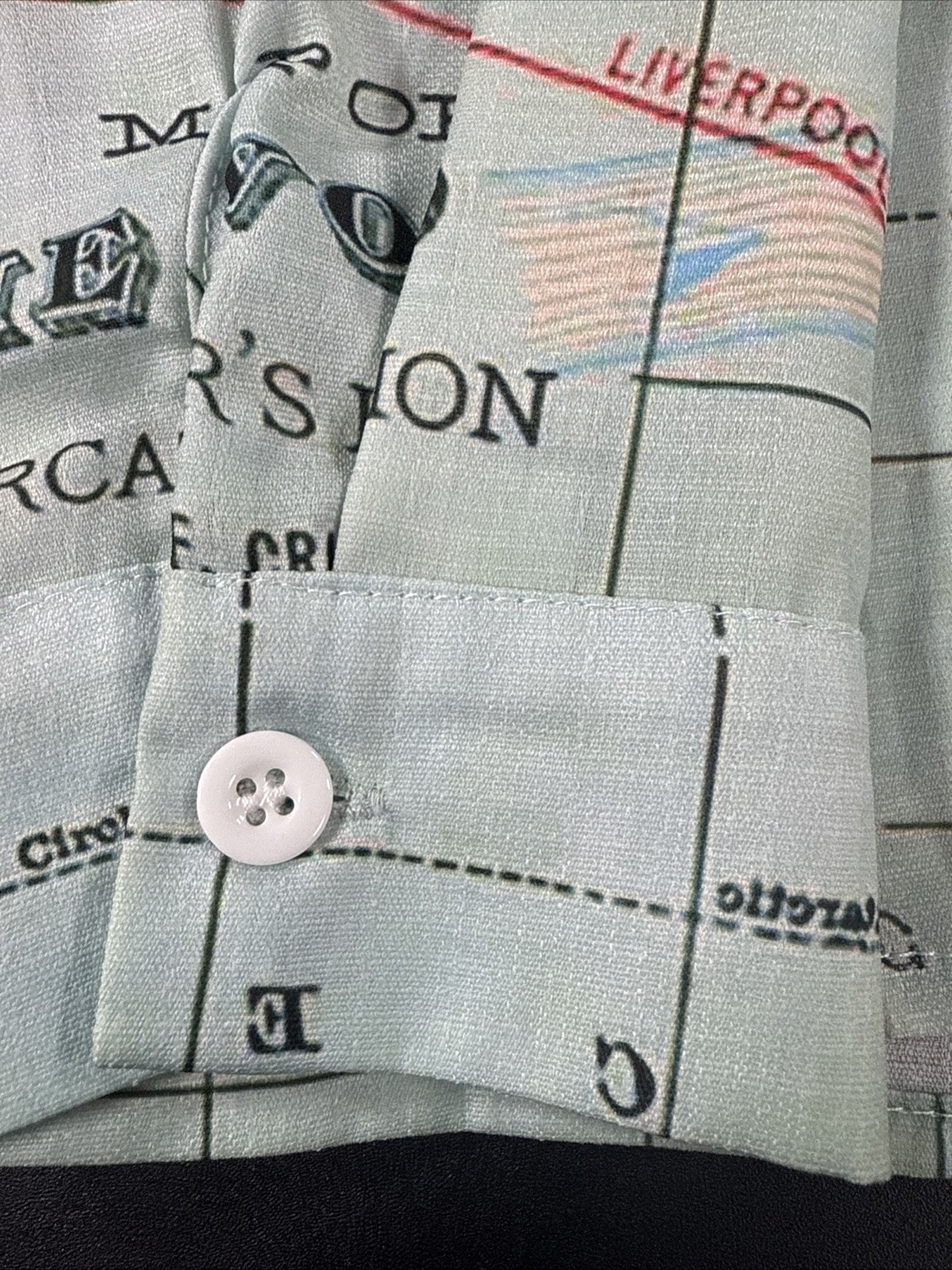Miss Look Linen Button Down World Map Long Sleeve Blouse Women’s Size Medium
