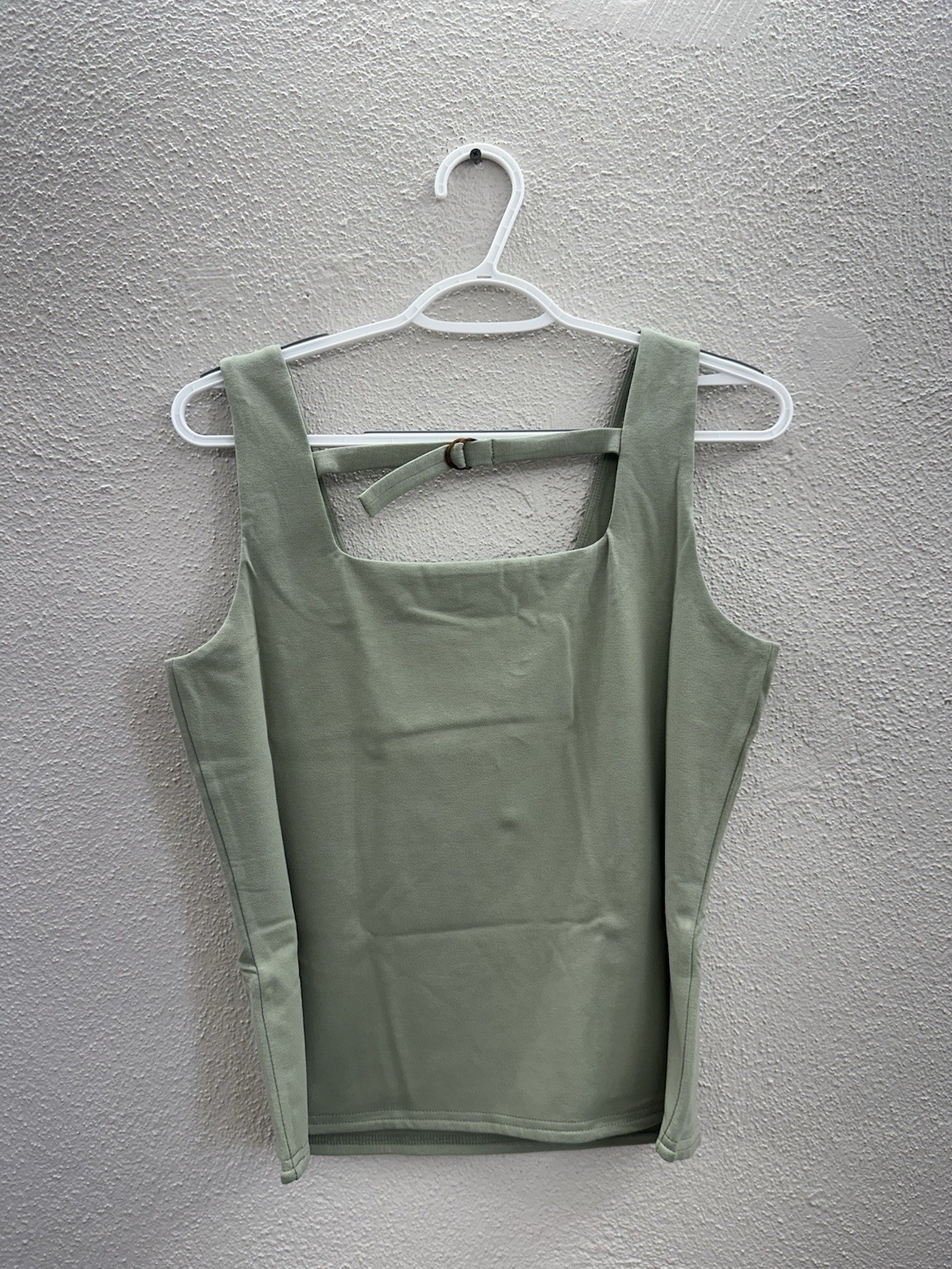 Isabella Bird Womens Tank Top Size Medium Green Back Strap Square Neck