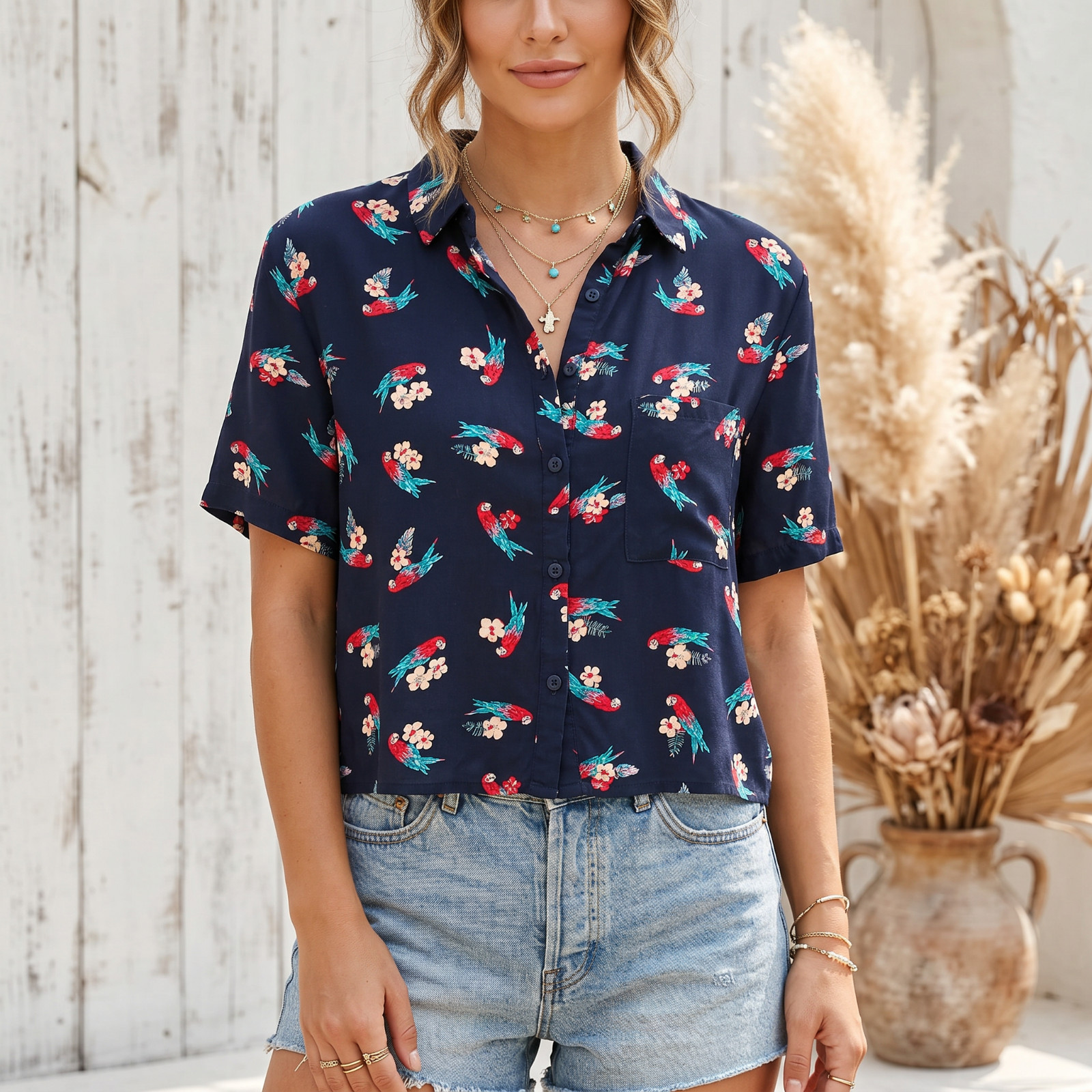 Love Notes Parrot Top L Navy Crop Resort Tropical Kitsch Margaritaville Quirky