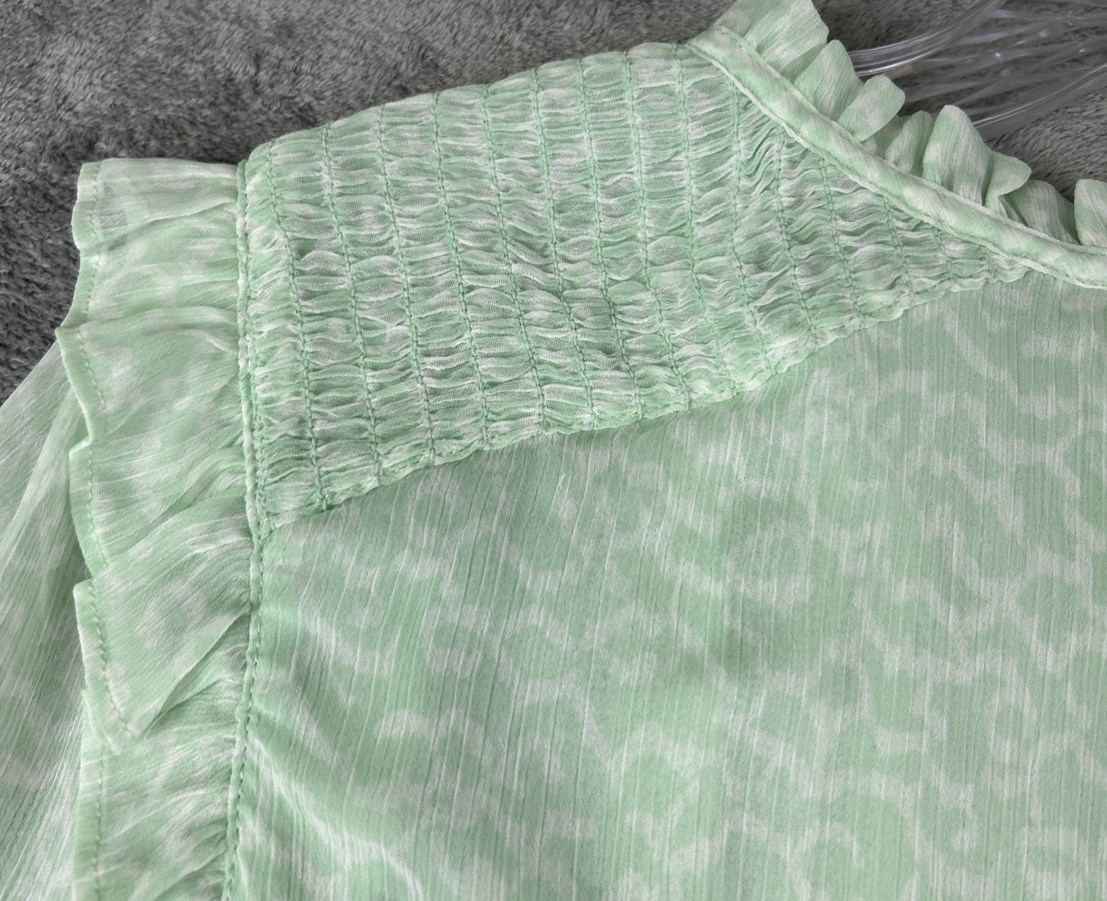 LOFT Blouse Small Smock Green Long Sleeve Keyhole Lined Lightweight Cottagecore