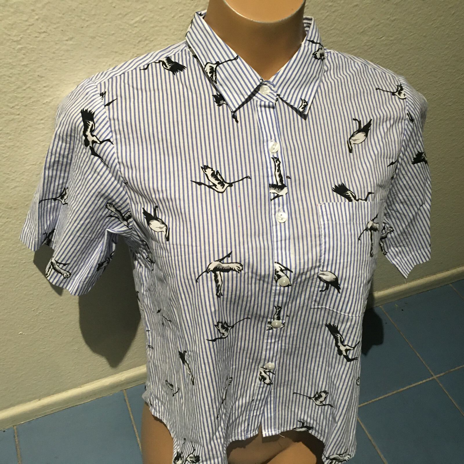Love Notes Blue/White Stripe Short Sleeve Button Down Crop Top w Cranes Sz S NEW