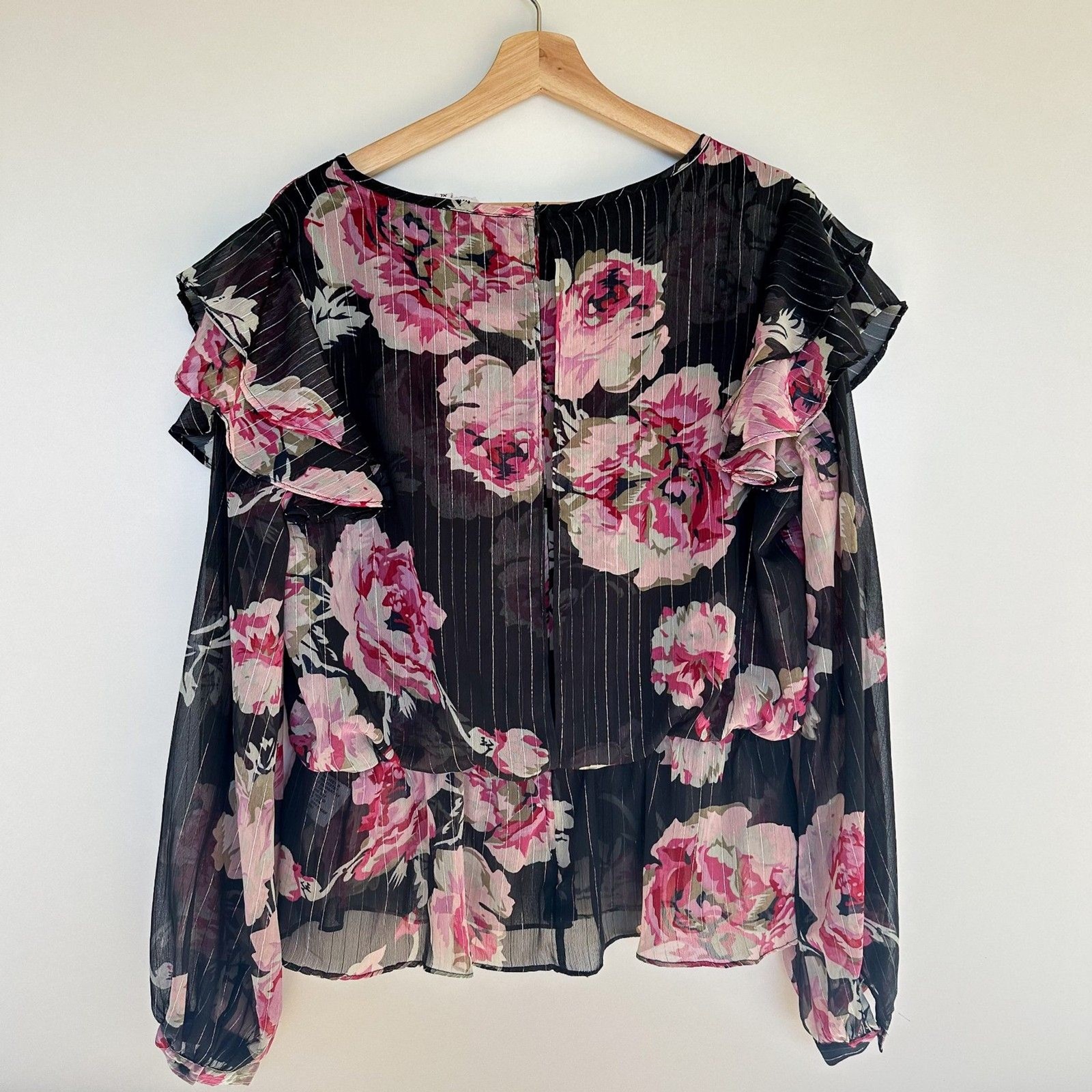 Walter Baker Evelyn Floral Blouse XL Black Pink Ruffle Metallic Silk Blend