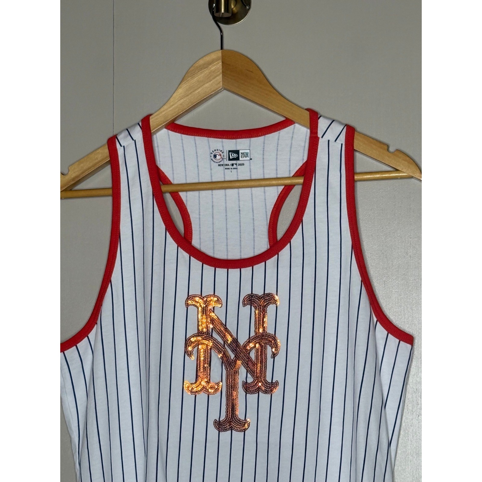 New Era NY Mets Pinstripe Sequin Racerback Tank Women’s Large