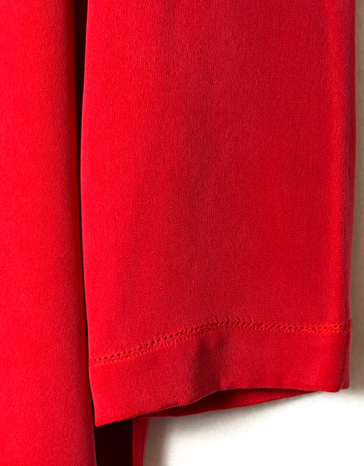 Due per Due 10 Red Silk Tunic Long Sleeve Vintage Timeless Luxury Valentines Day