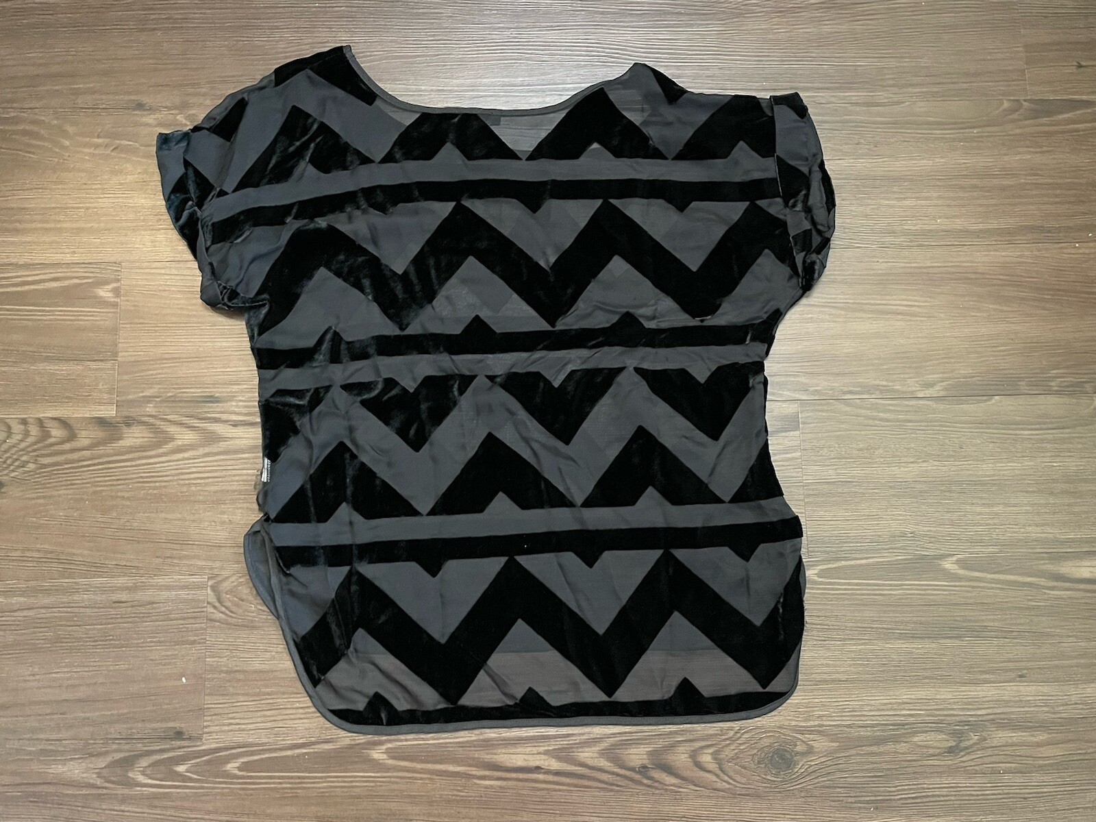 Aqua Medium Black Pattern Short Sleeve Sheer Fabric Rayon Blend Top