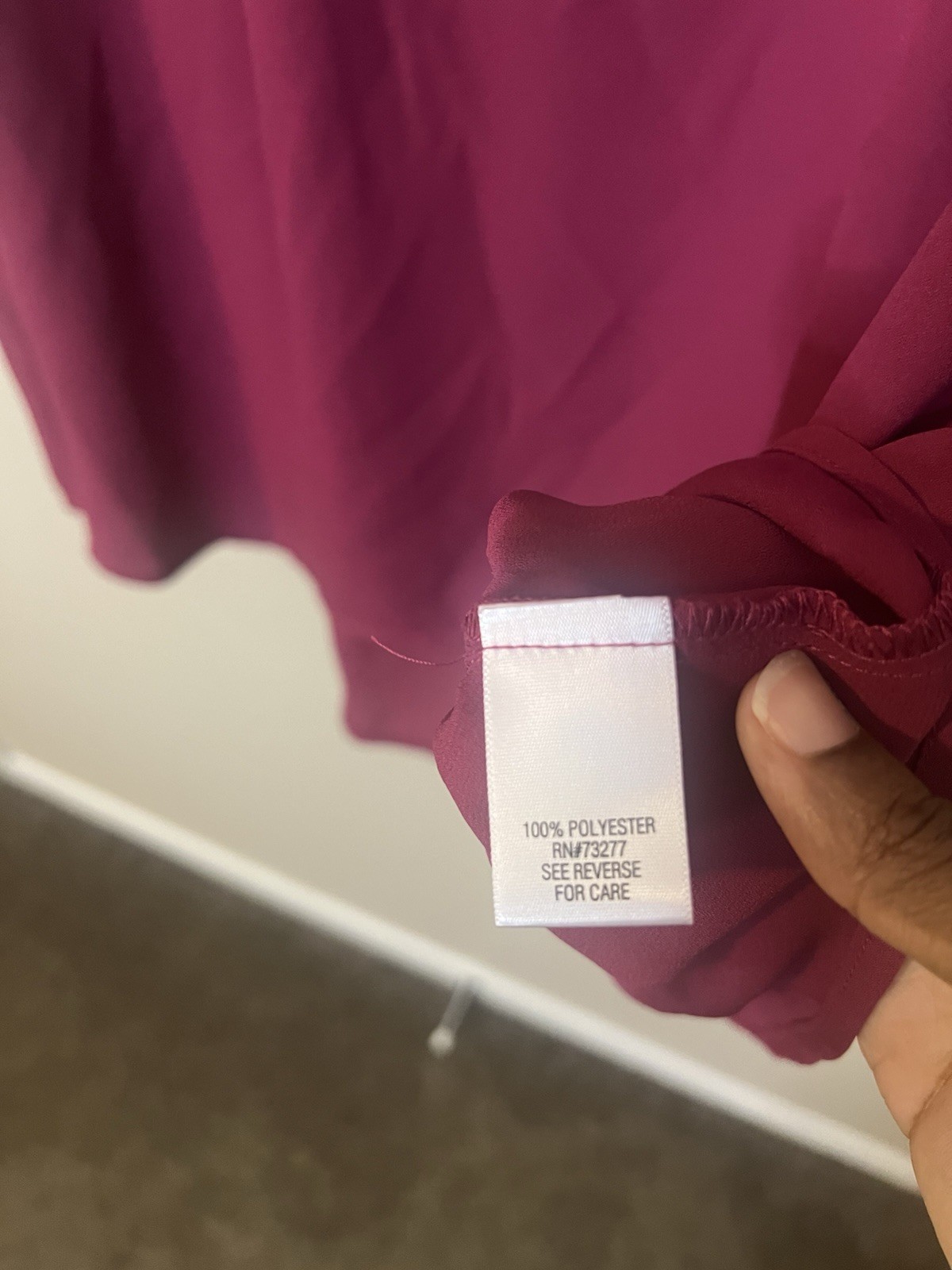 Apt 9 Magenta Blouse With V-Neck And Flutter Sleeves