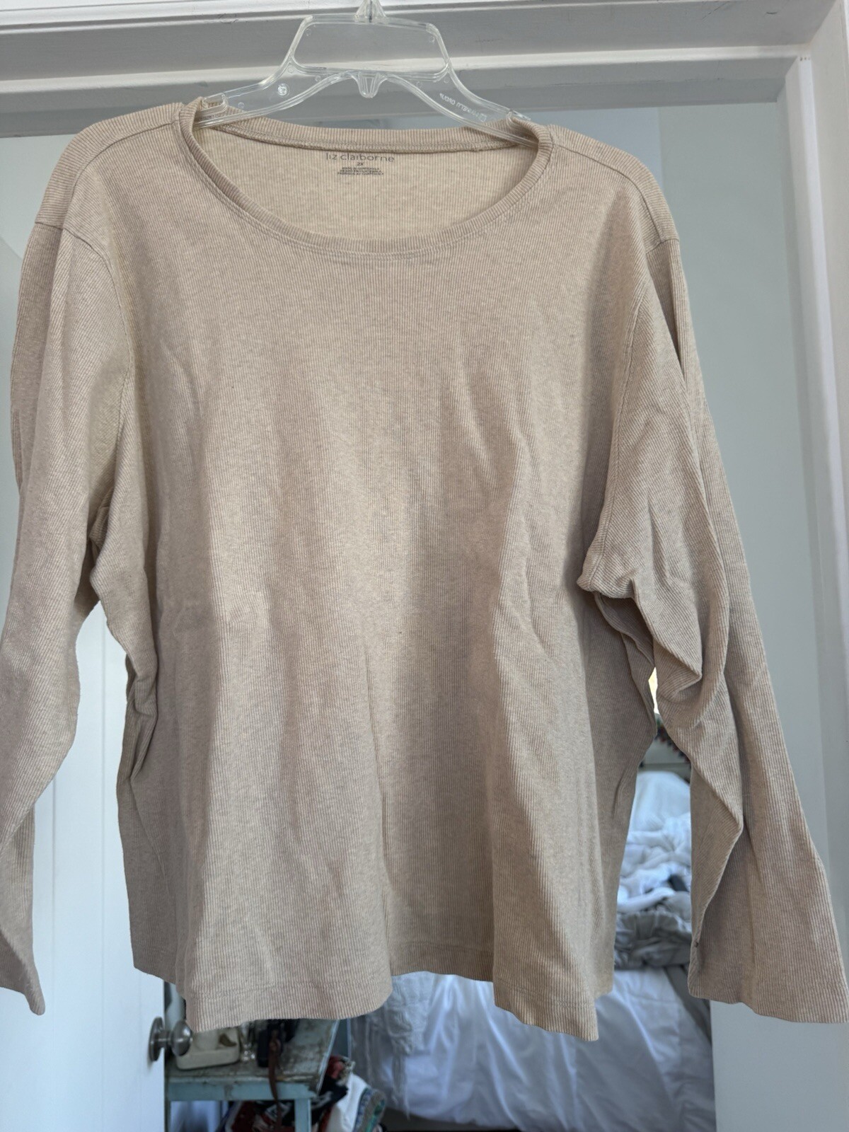 Sz 2X LIZ CLAIBORNE T-Shirt Beige Stretch Long Sleeve Tee Top Poly Cotton Women