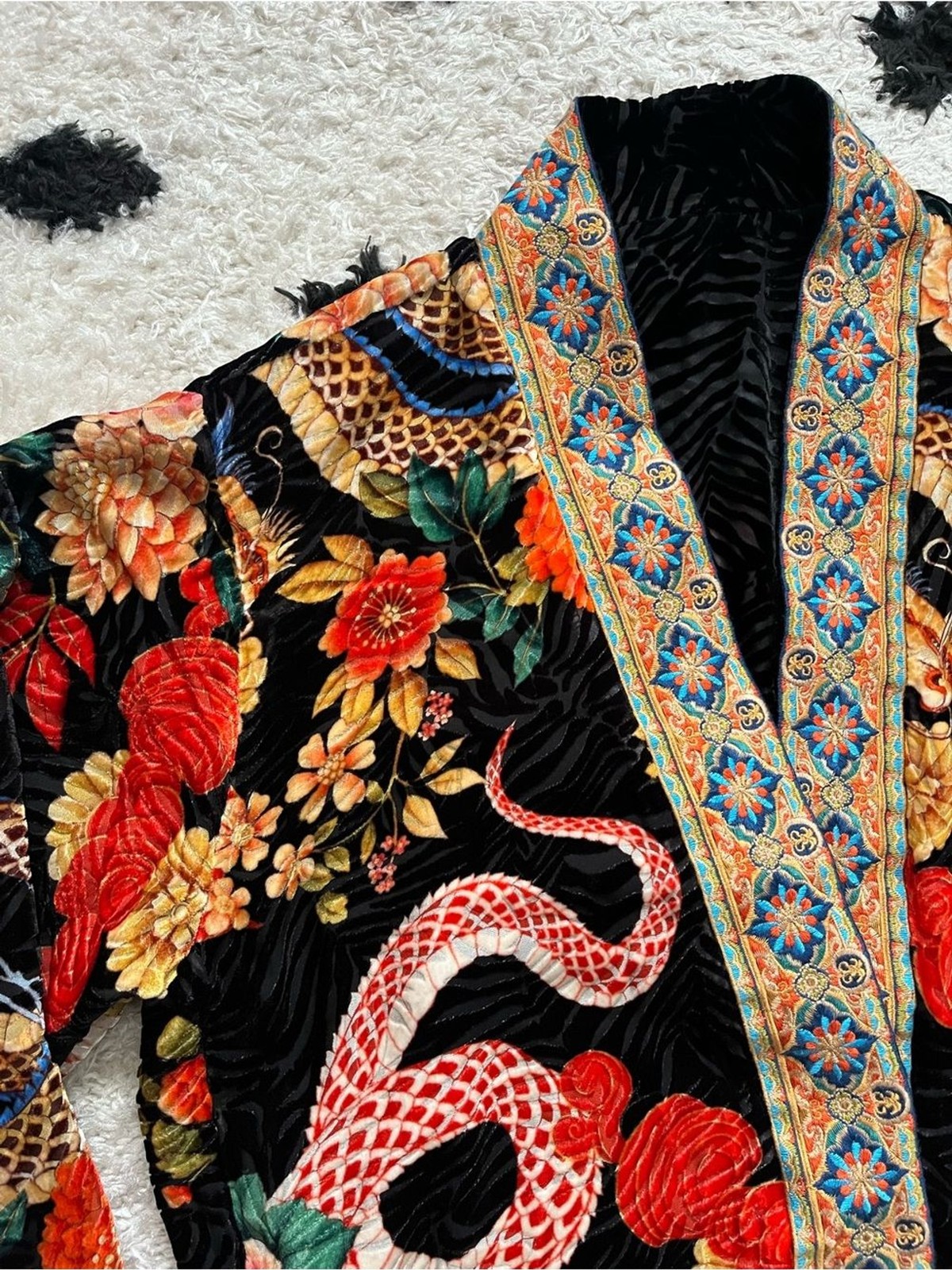 Johnny Was size XS Merhawi Kimono Black Velvet Dragon Kimono Jacket Embroidery