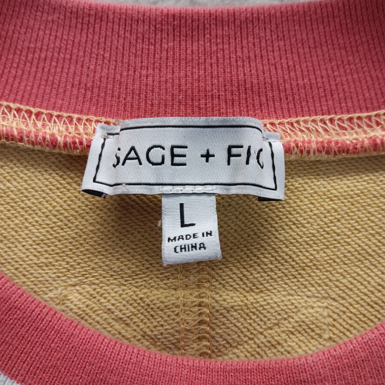 Sage + Fig Womens Yellow Flower Patch Crew Neck Top Oversized Long Sleeve Size L