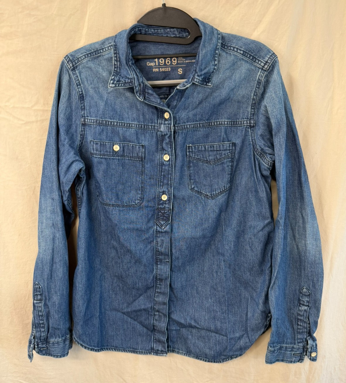 Gap 1969 Denim Button-Up Shirt Size Small Womens Long Sleeve
