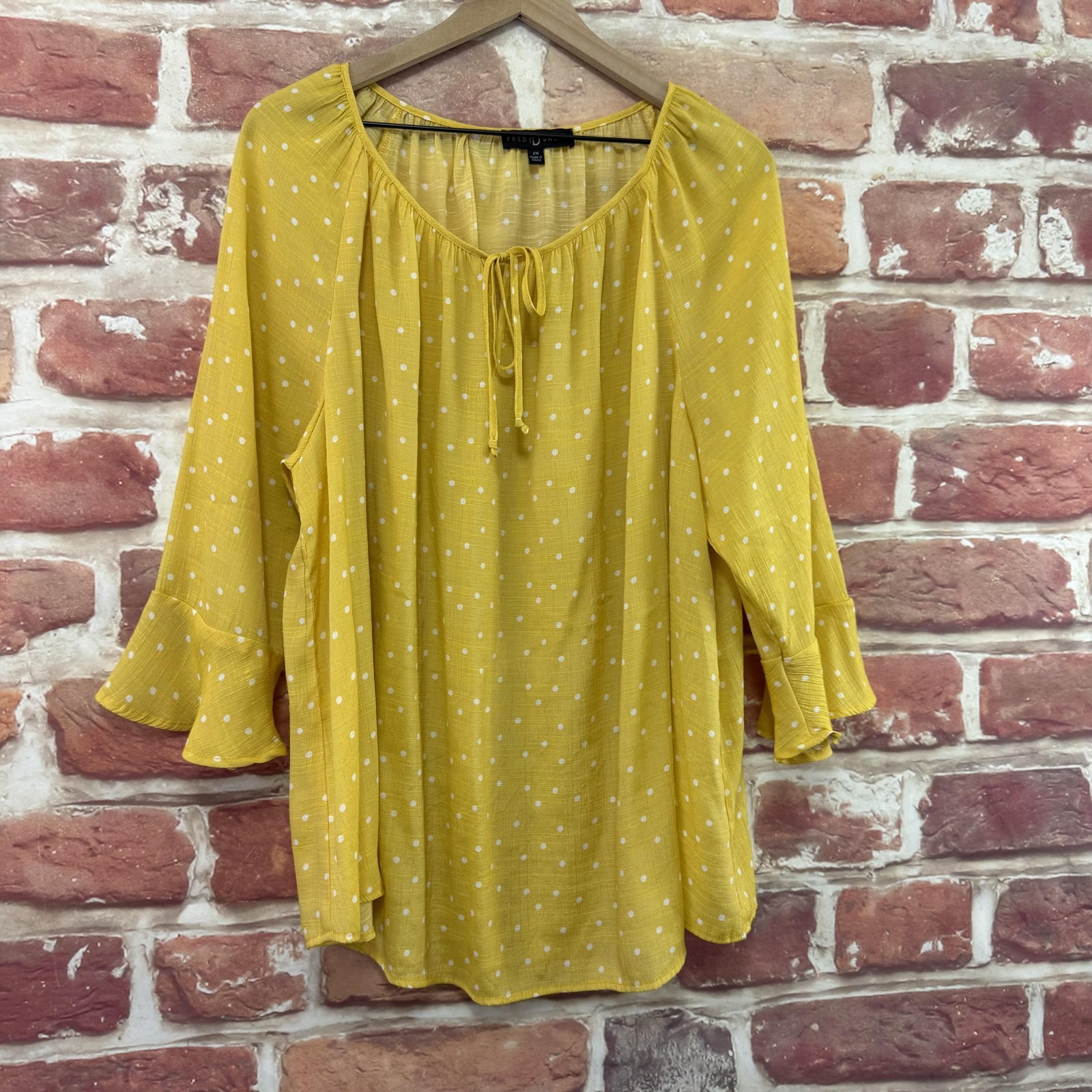 Fred David Top Shirt Womens 2X Yellow Polka Dot Crinkle Tie Neck Bell Sleeves