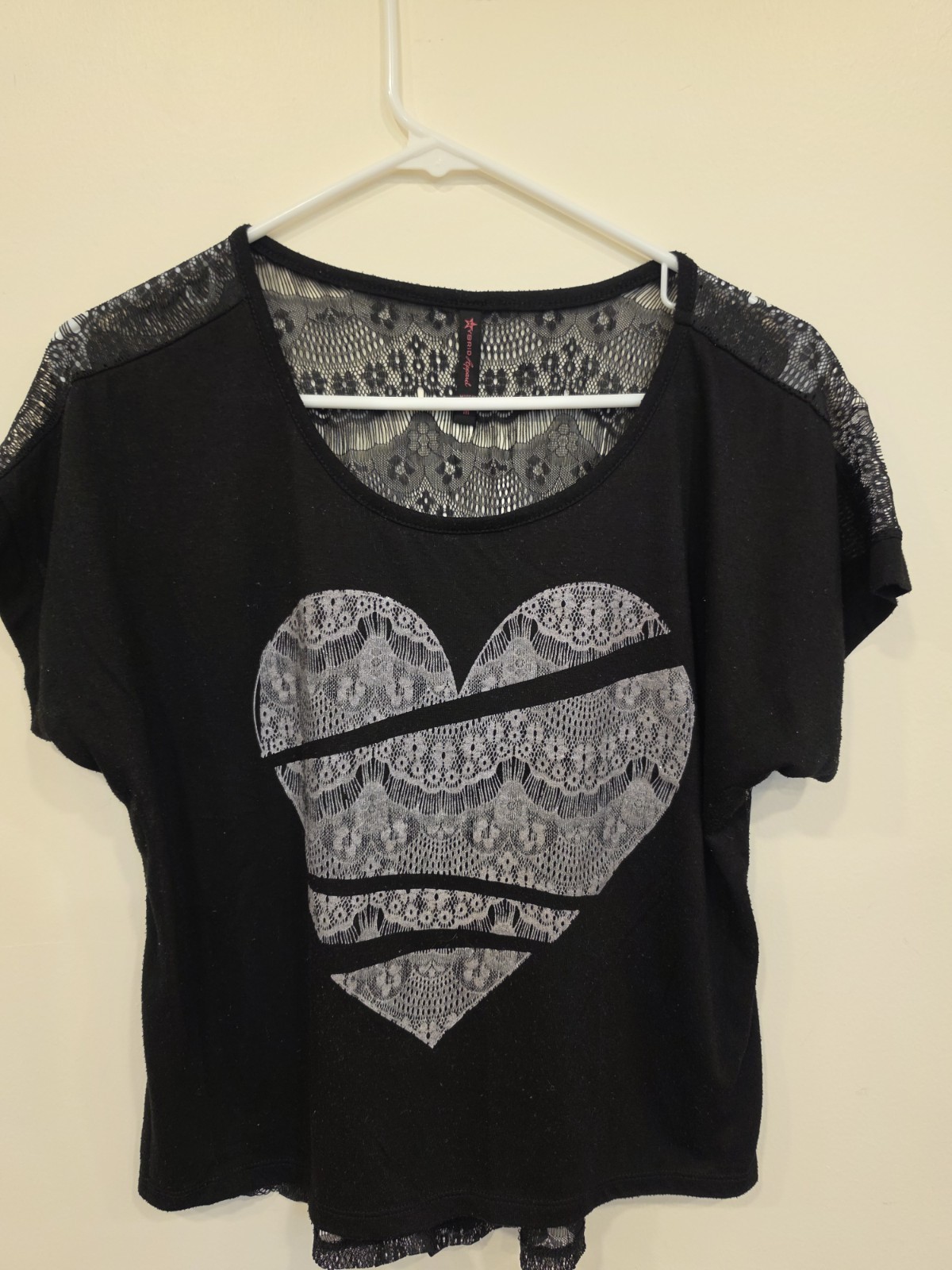 Hybrid Apparel Women’s M Heart Lace Back Shortsleeve Grunge Emo Layer Y2k Goth